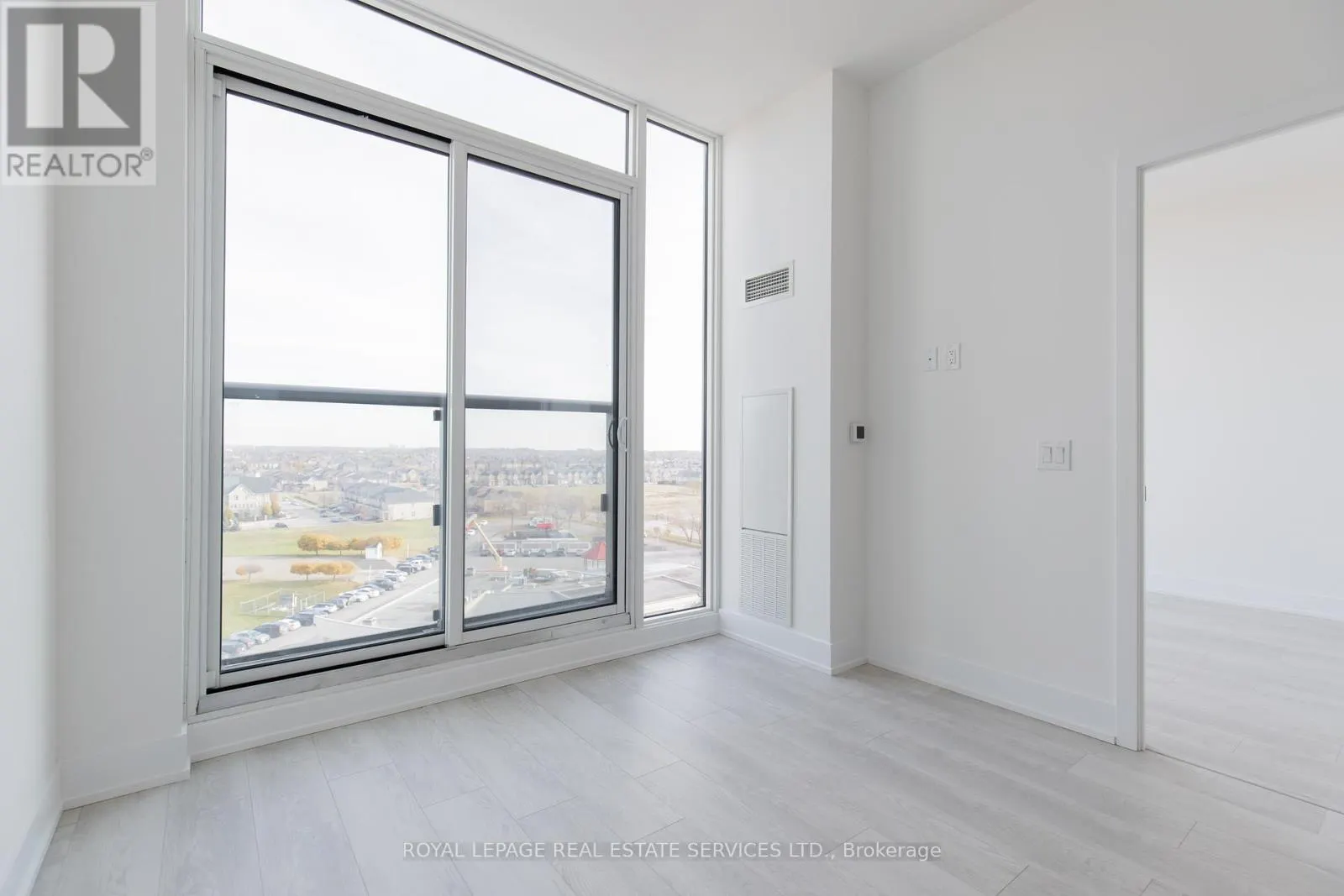 807 - 2450 OLD BRONTE ROAD