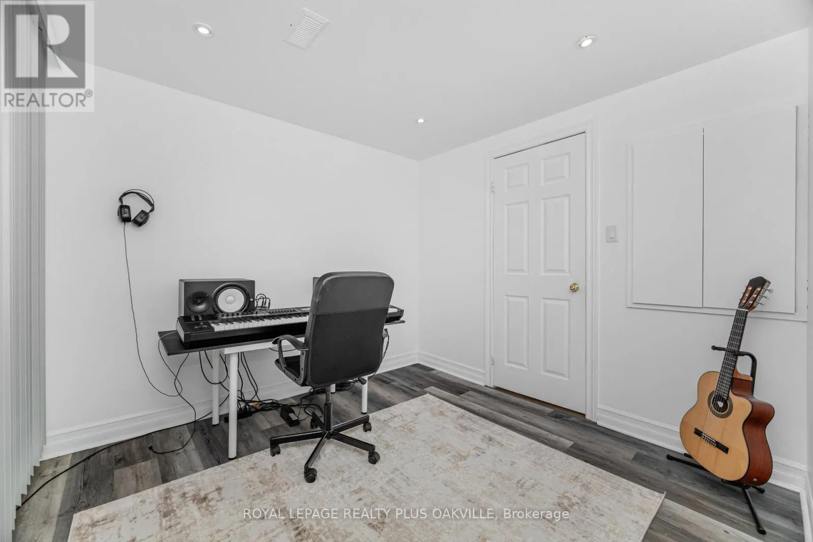 5 - 1248 GUELPH LINE