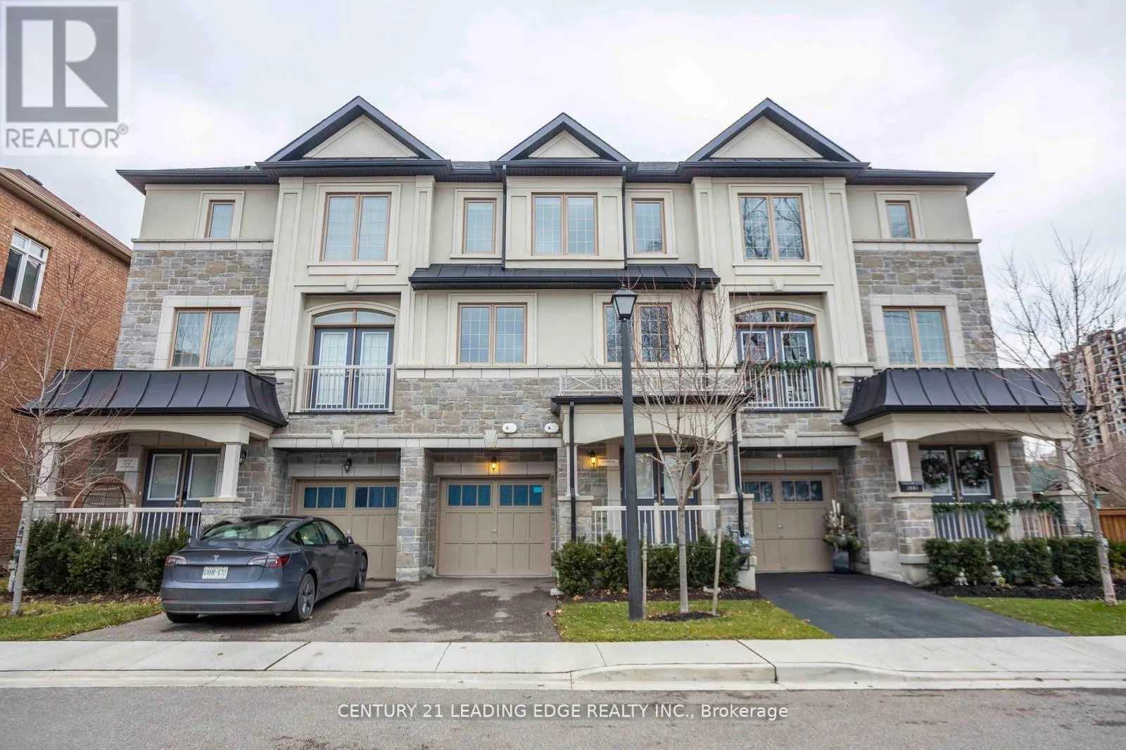 1983 OANA DRIVE