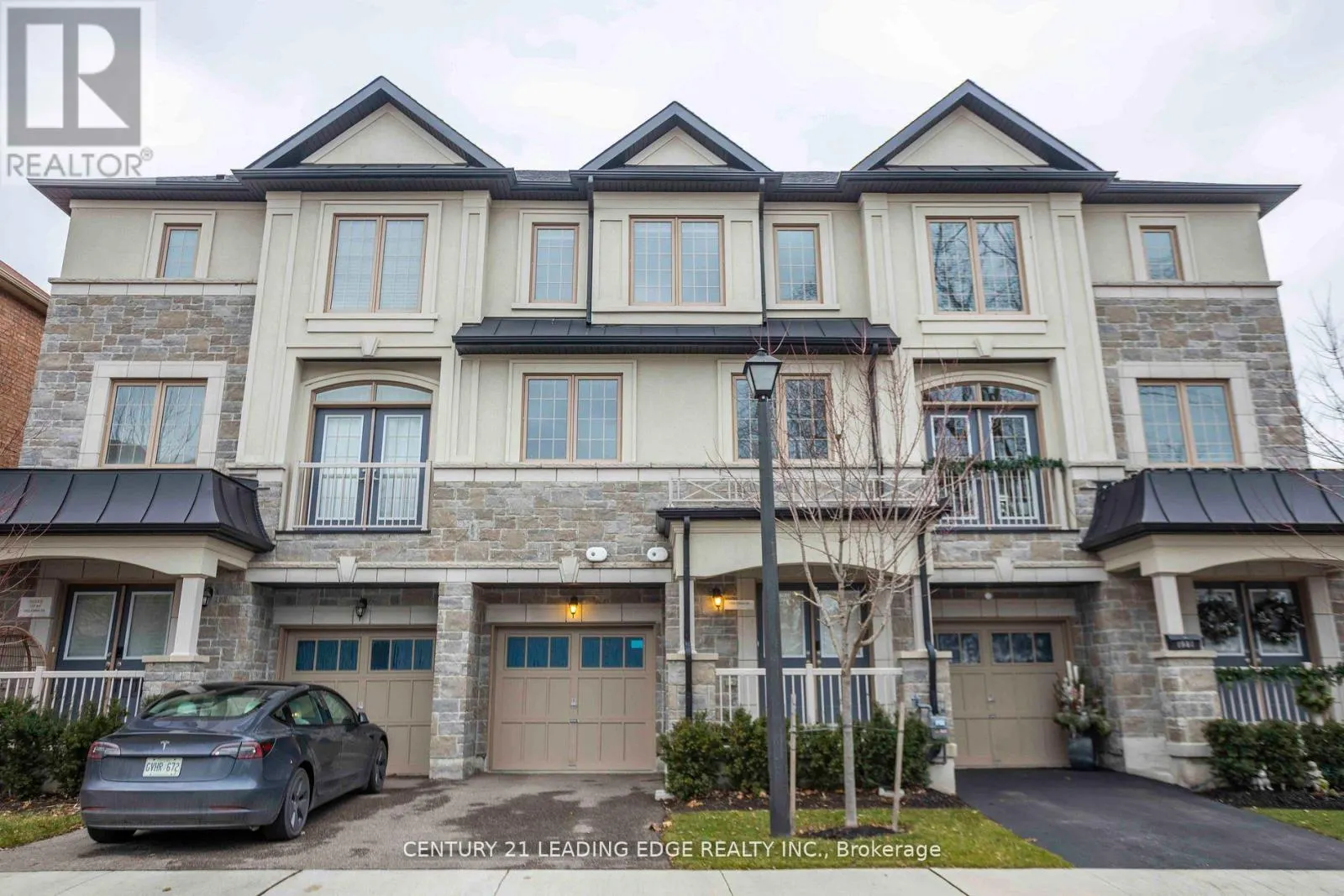 1983 OANA DRIVE