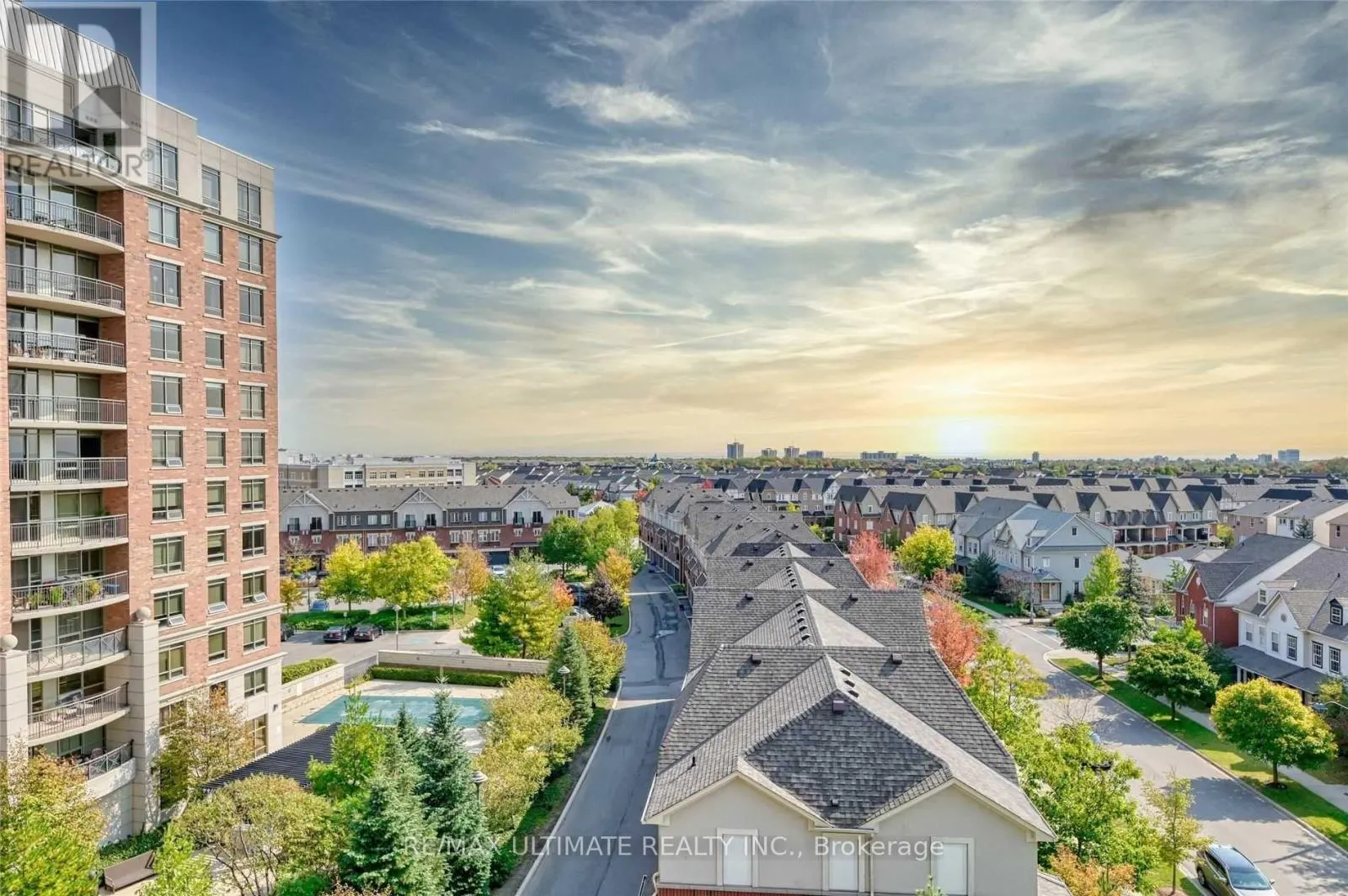 709 - 2379 CENTRAL PARK DRIVE