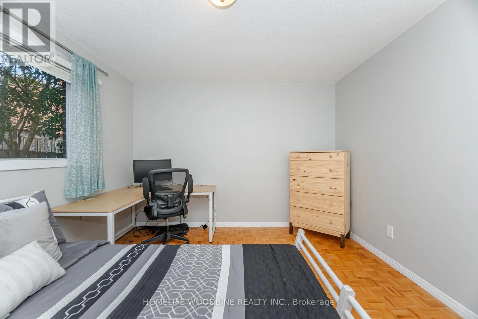 1431 HARMSWORTH SQUARE