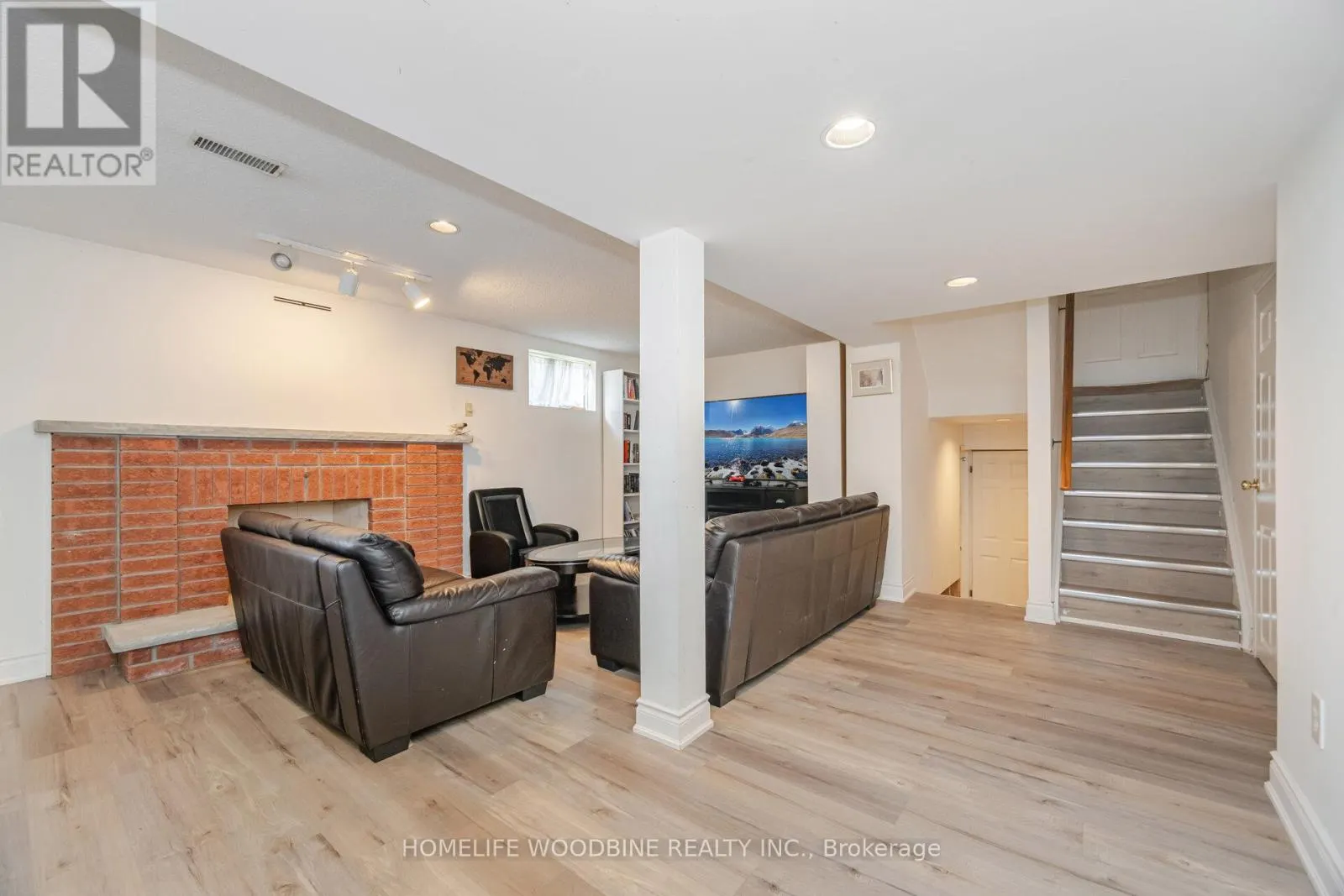 1431 HARMSWORTH SQUARE