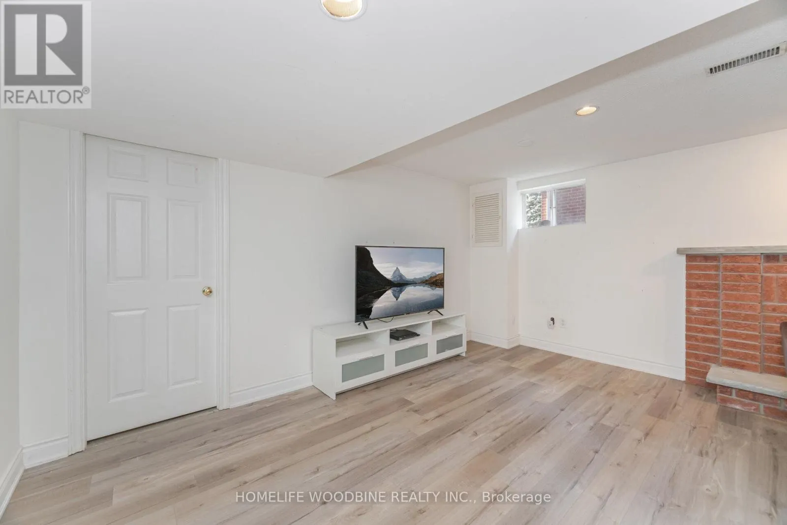 1431 HARMSWORTH SQUARE