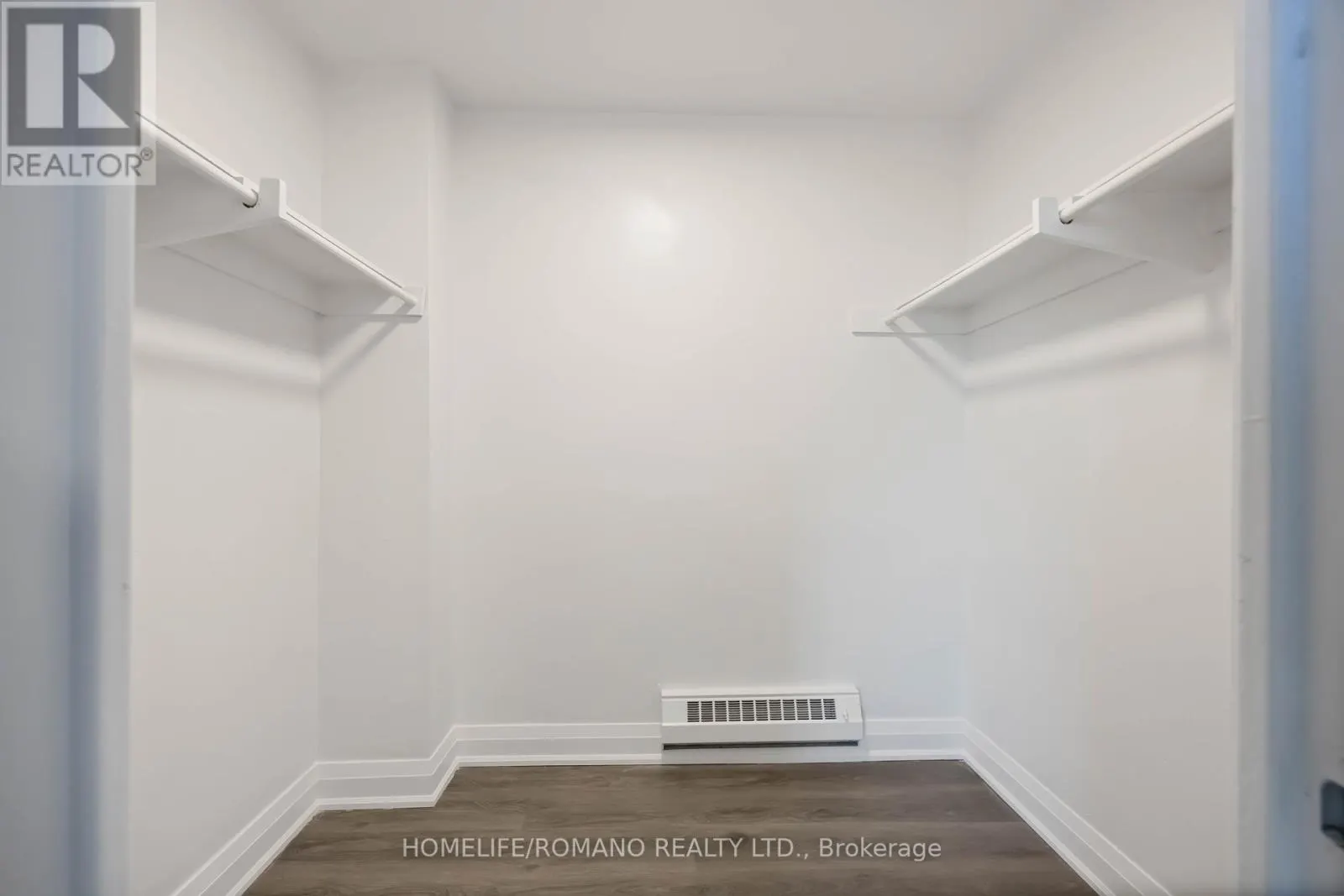 501 - 2835 ISLINGTON AVENUE