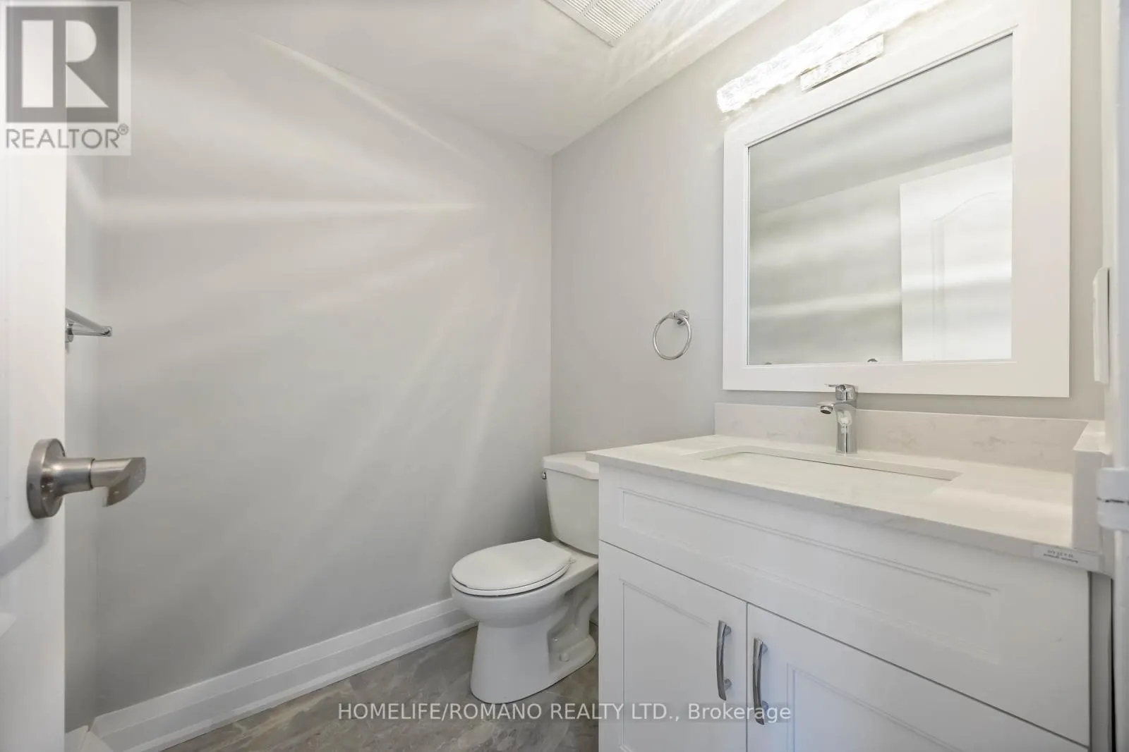 501 - 2835 ISLINGTON AVENUE