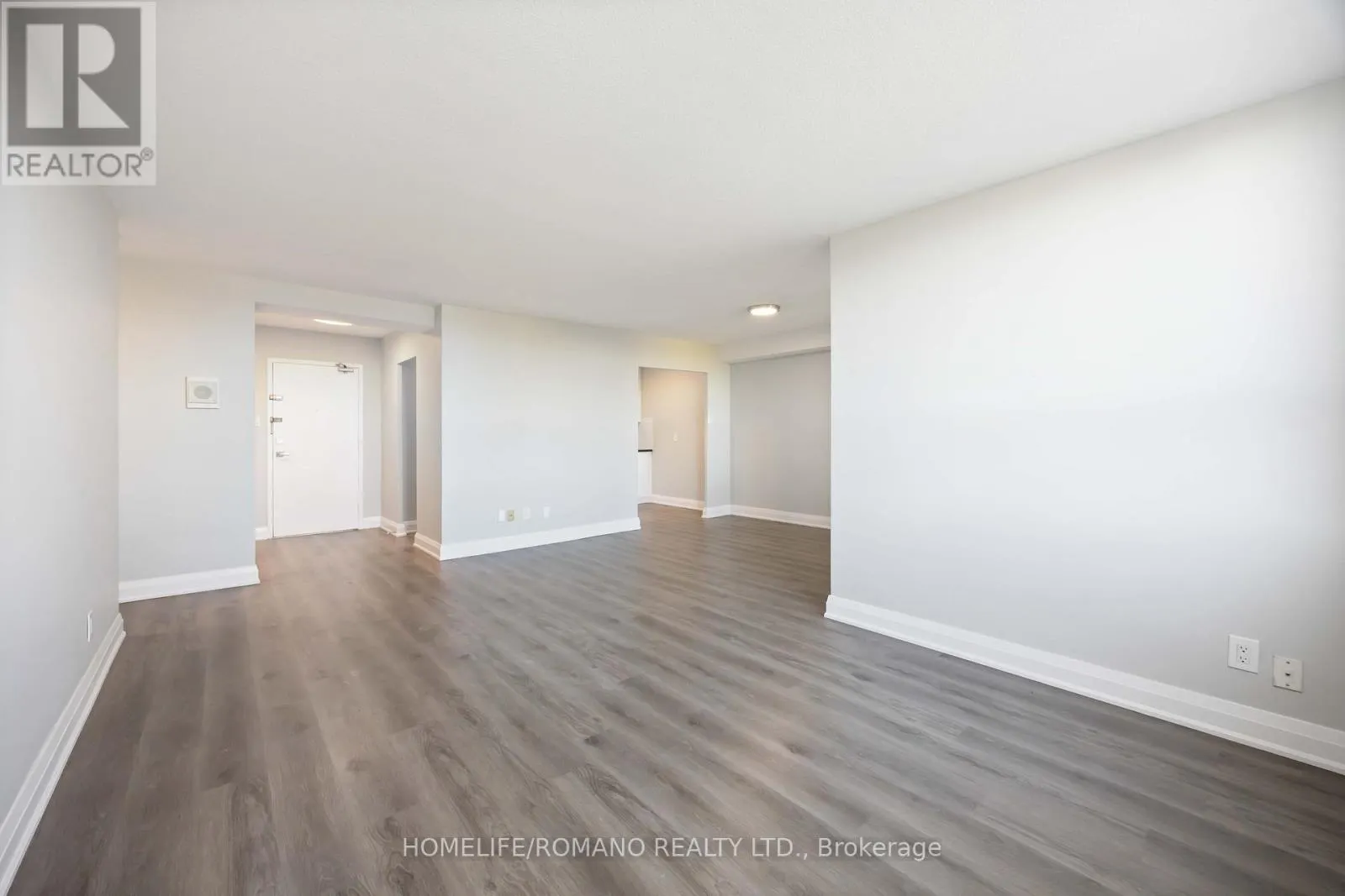 501 - 2835 ISLINGTON AVENUE