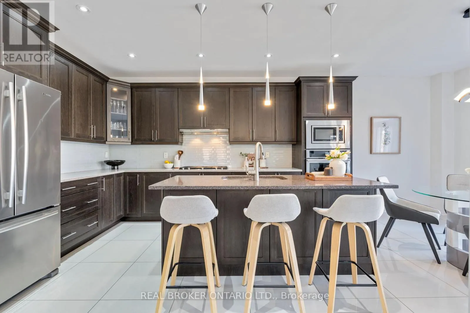 4 MUGFORD CRESCENT