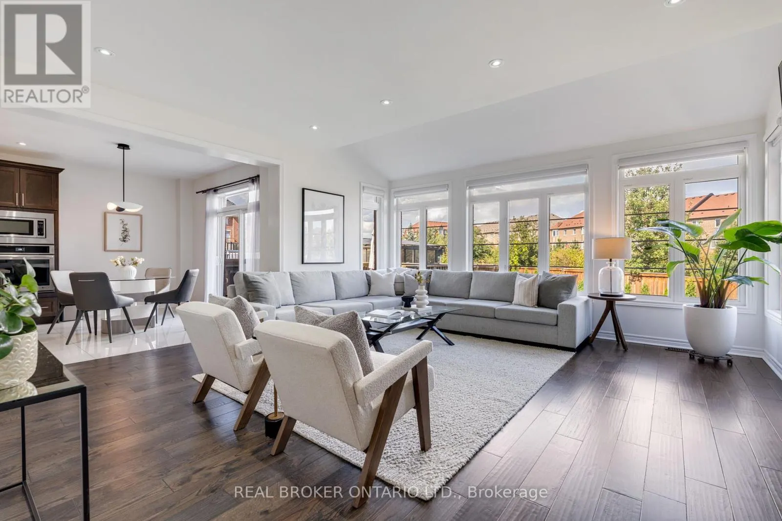 4 MUGFORD CRESCENT