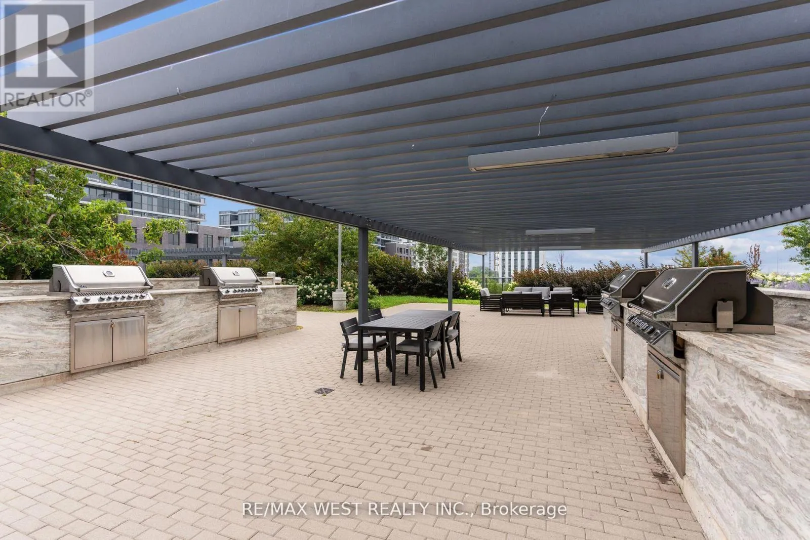 3310 - 30 GIBBS ROAD W