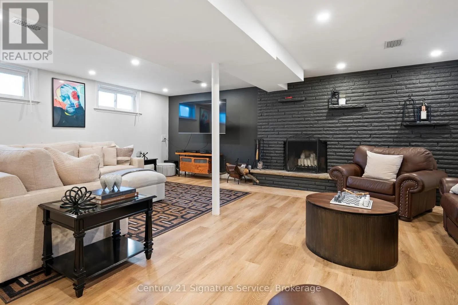 1602 CARLETTA DRIVE