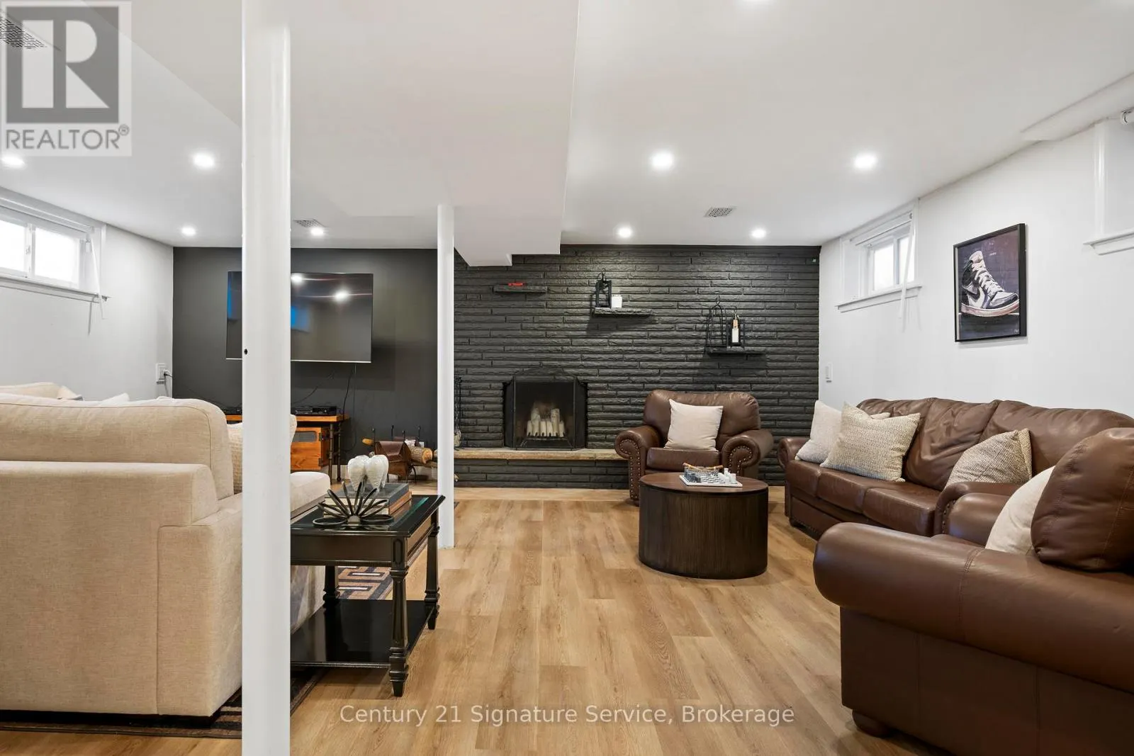 1602 CARLETTA DRIVE