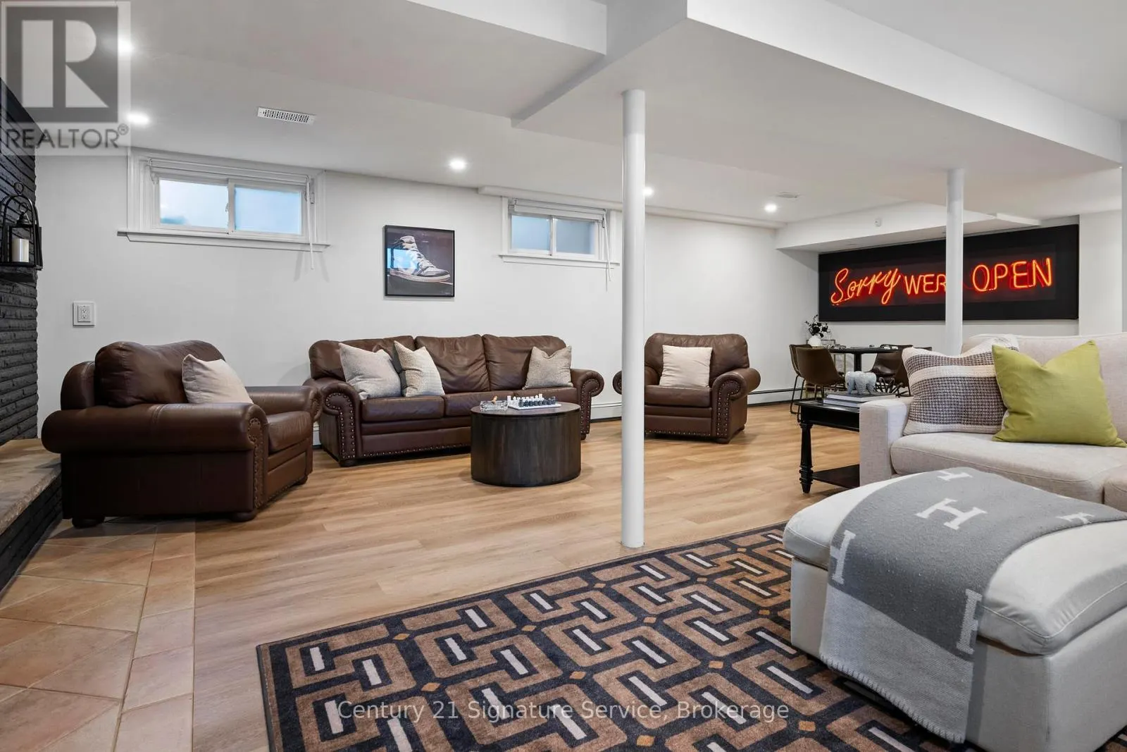 1602 CARLETTA DRIVE