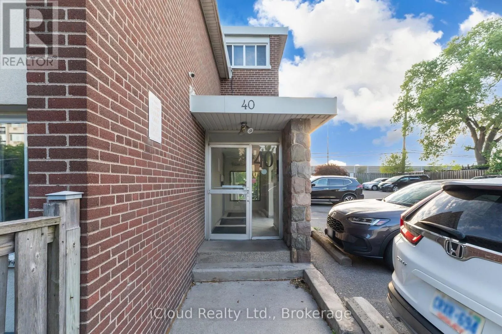 10 - 40 RABBIT LANE