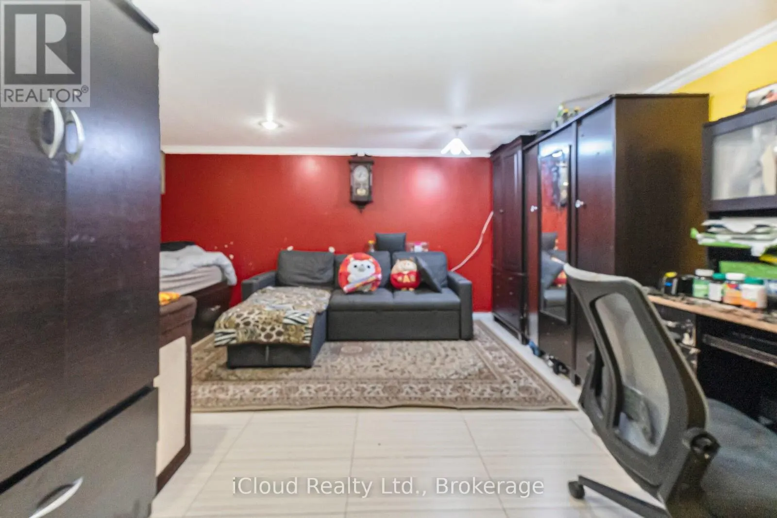10 - 40 RABBIT LANE