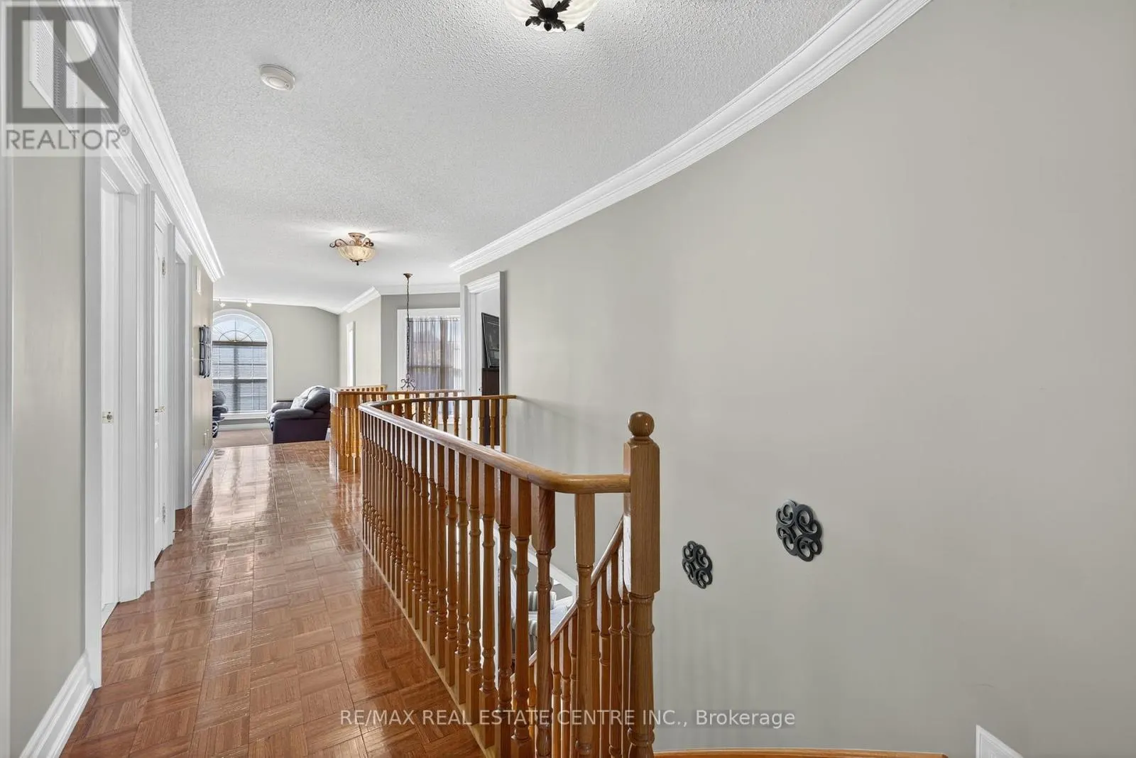 7 LARKMEAD PLACE