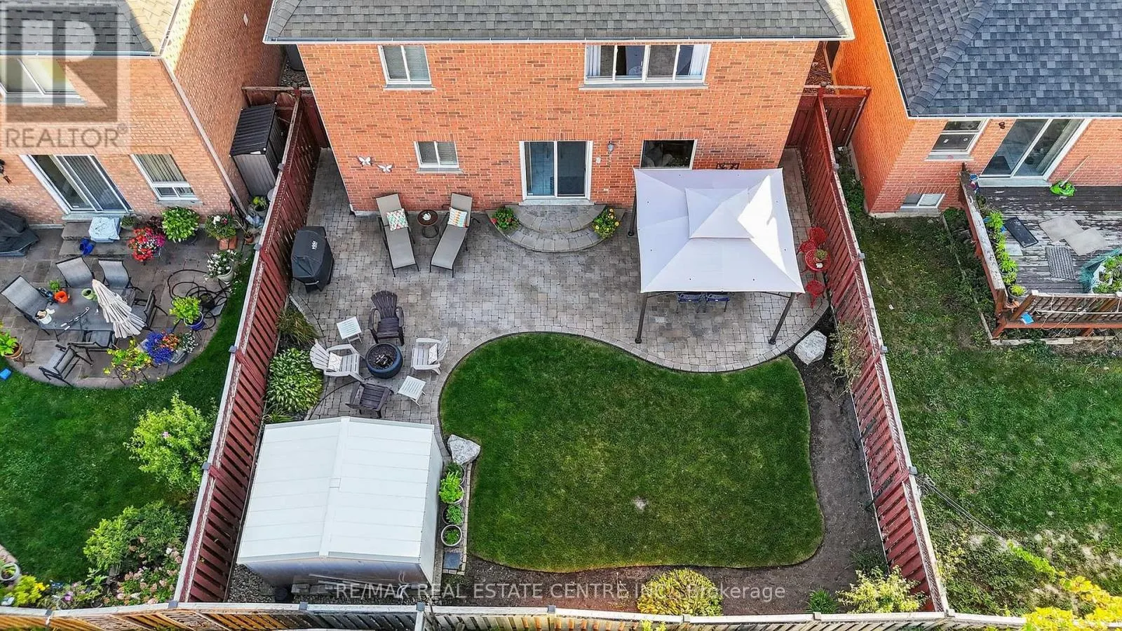 7 LARKMEAD PLACE