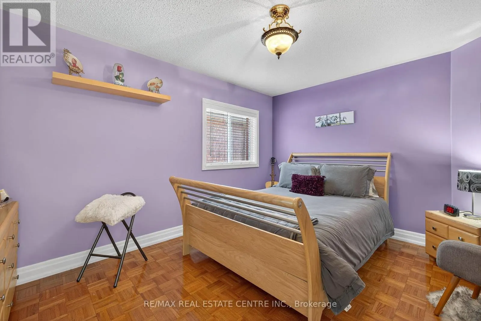 7 LARKMEAD PLACE