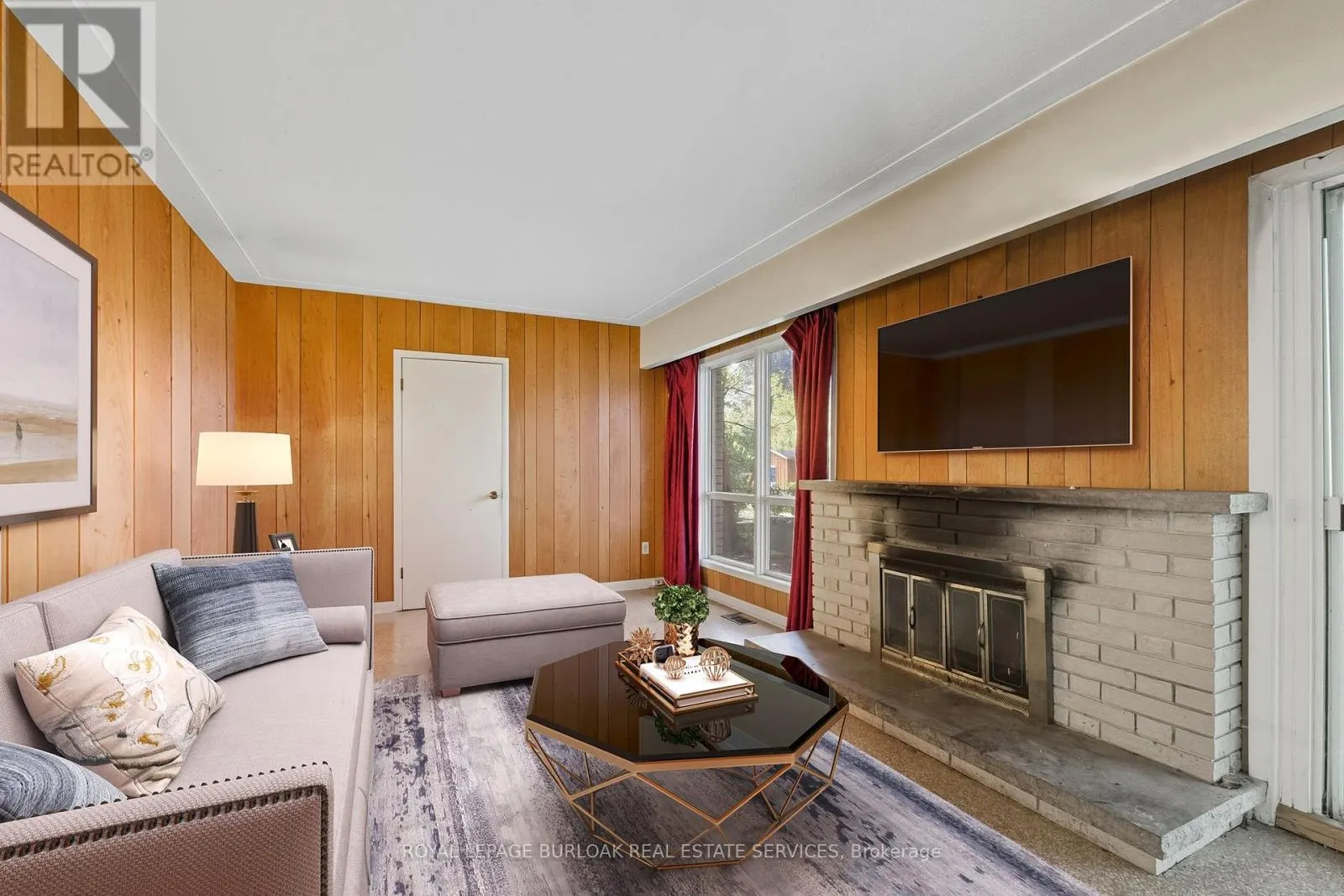 264 CAMELOT DRIVE