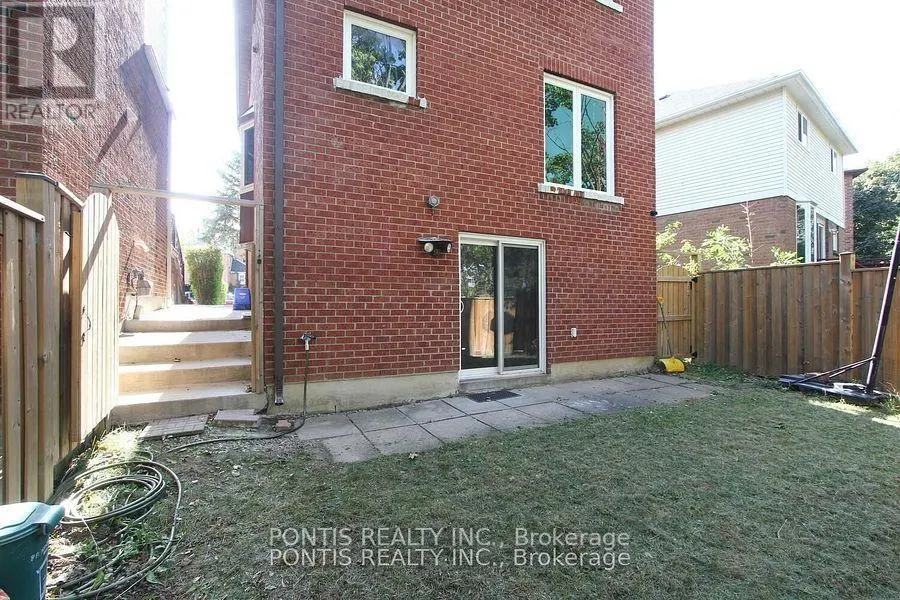 72 SHELDRAKE COURT