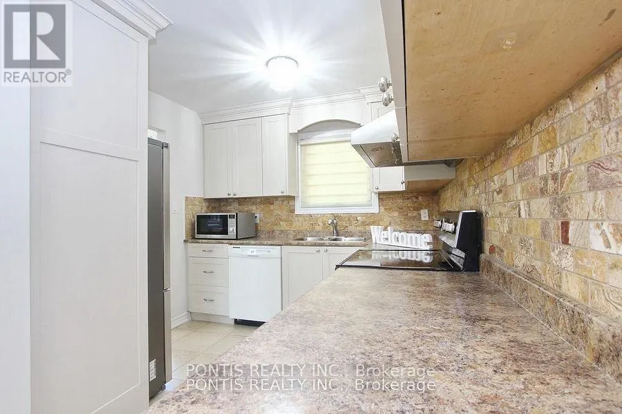 72 SHELDRAKE COURT