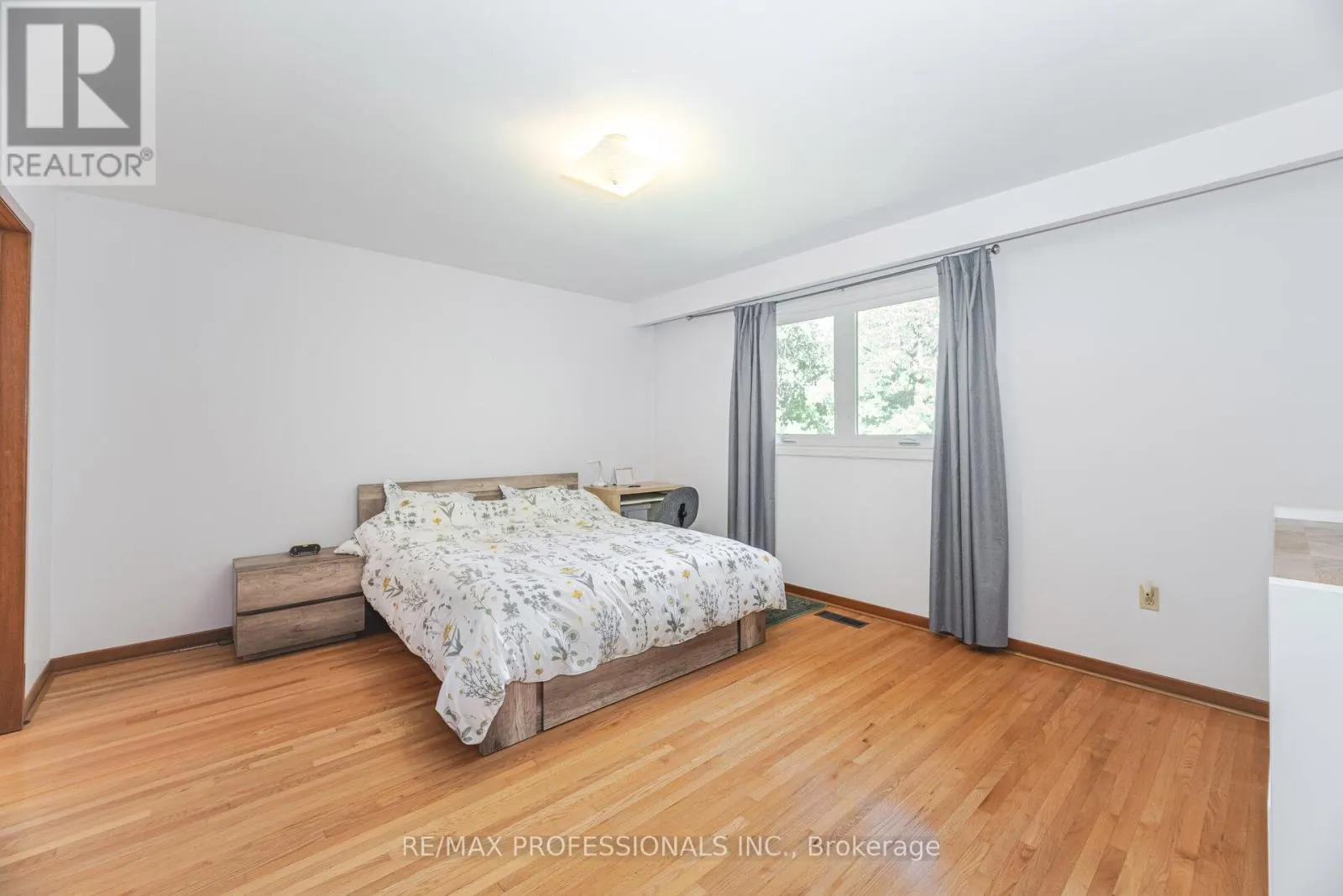 39 ELMCREST ROAD