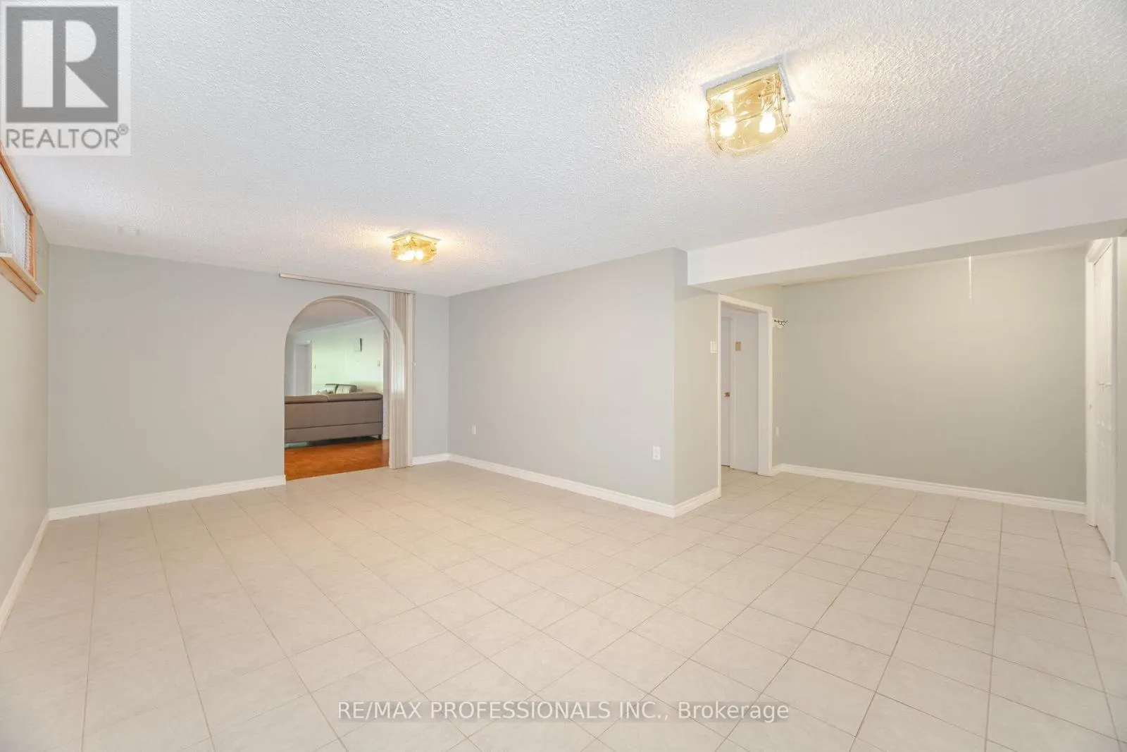 39 ELMCREST ROAD