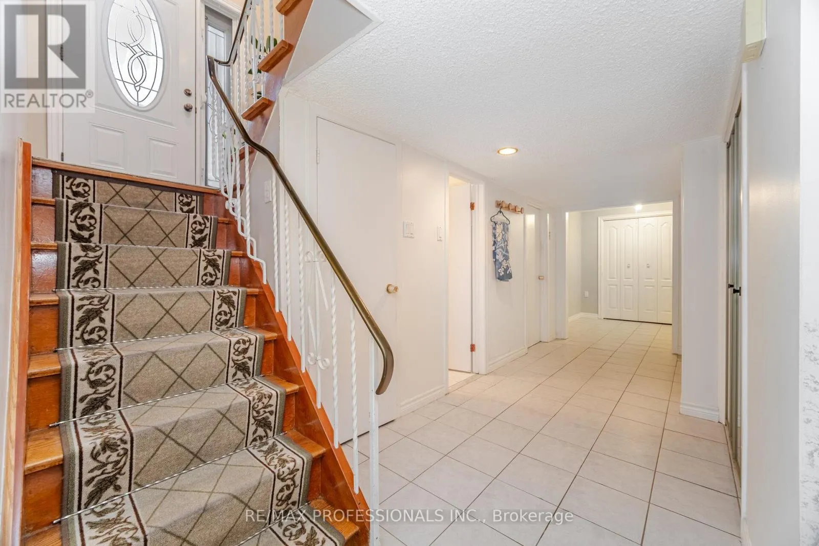 39 ELMCREST ROAD