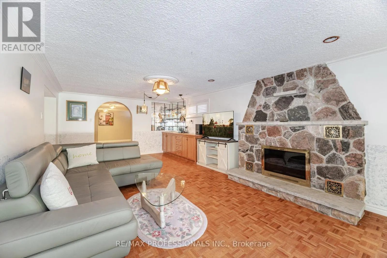 39 ELMCREST ROAD