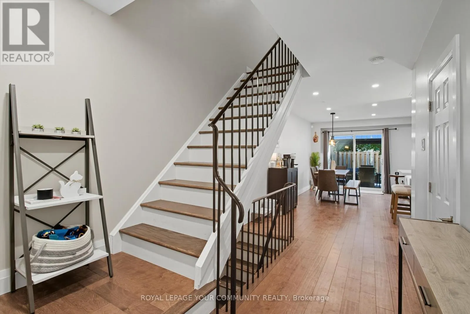 23 - 1528 LANCASTER DRIVE