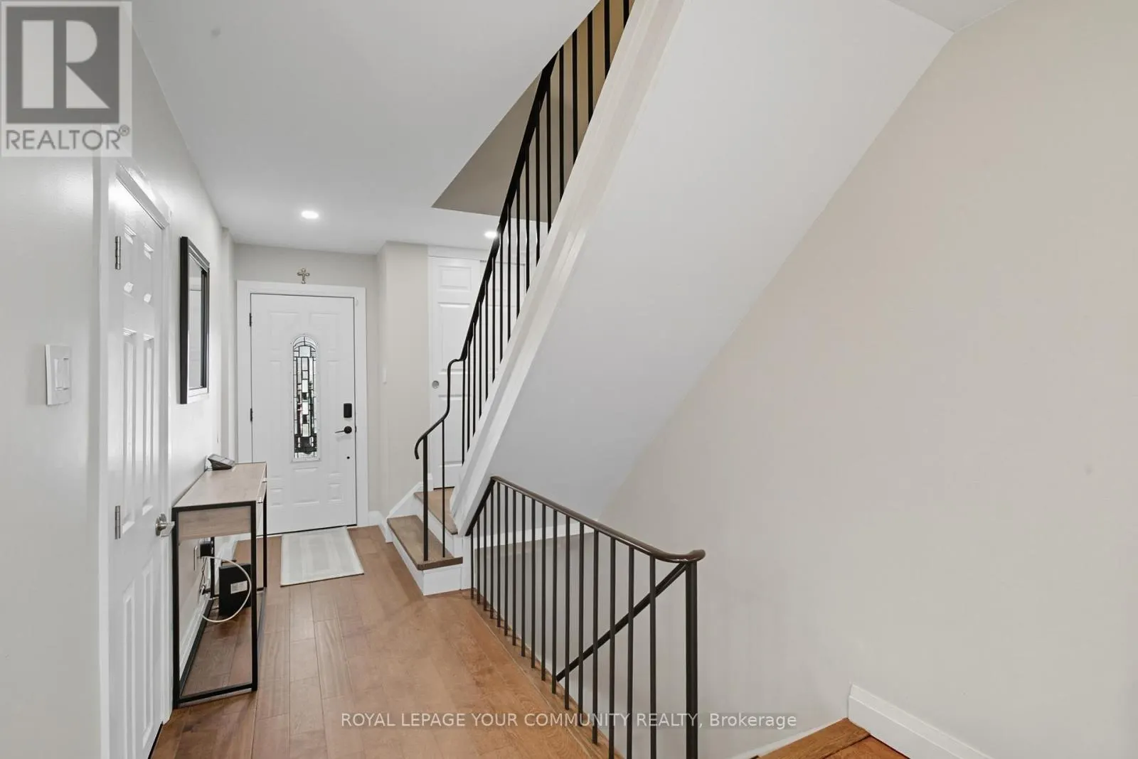 23 - 1528 LANCASTER DRIVE