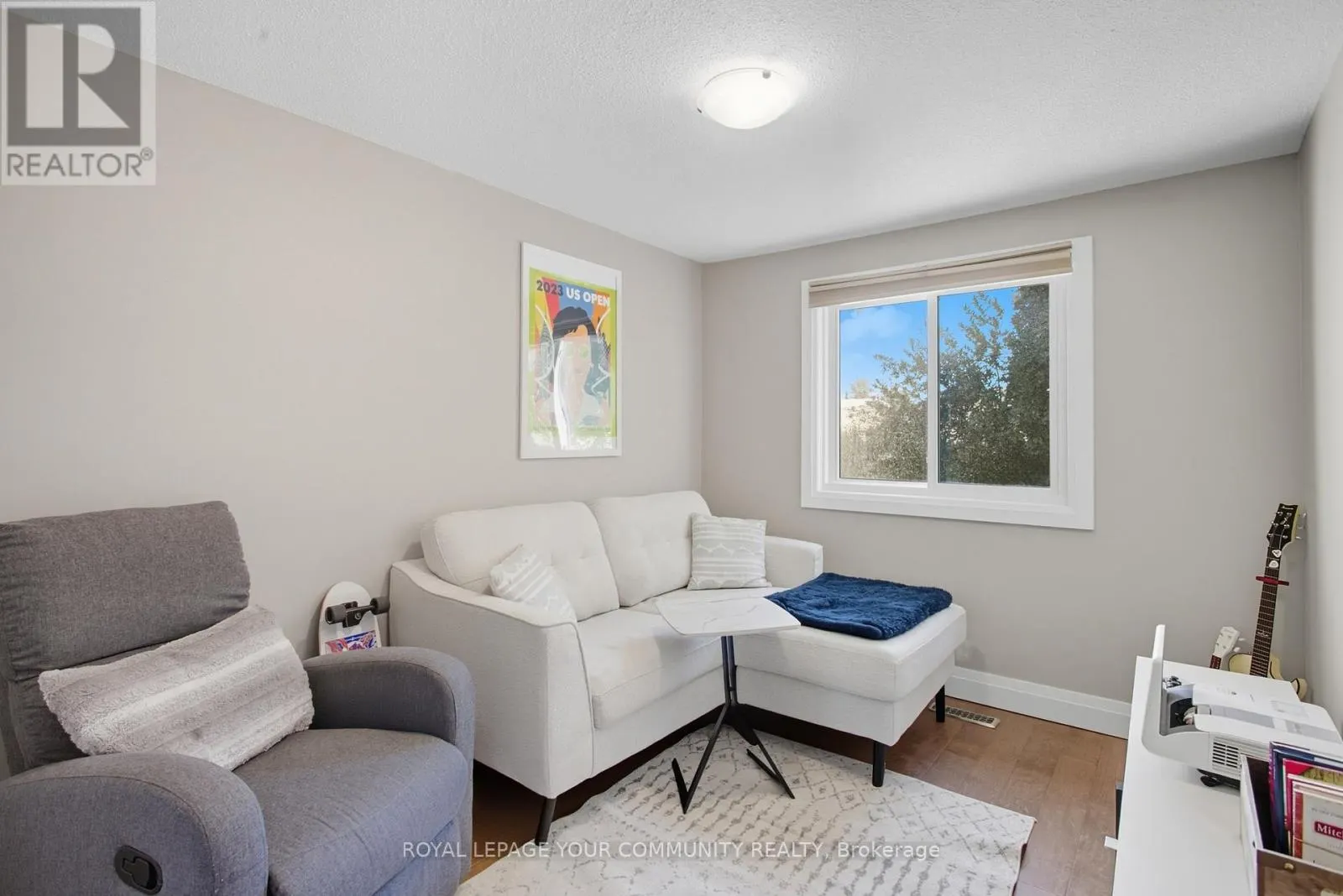 23 - 1528 LANCASTER DRIVE