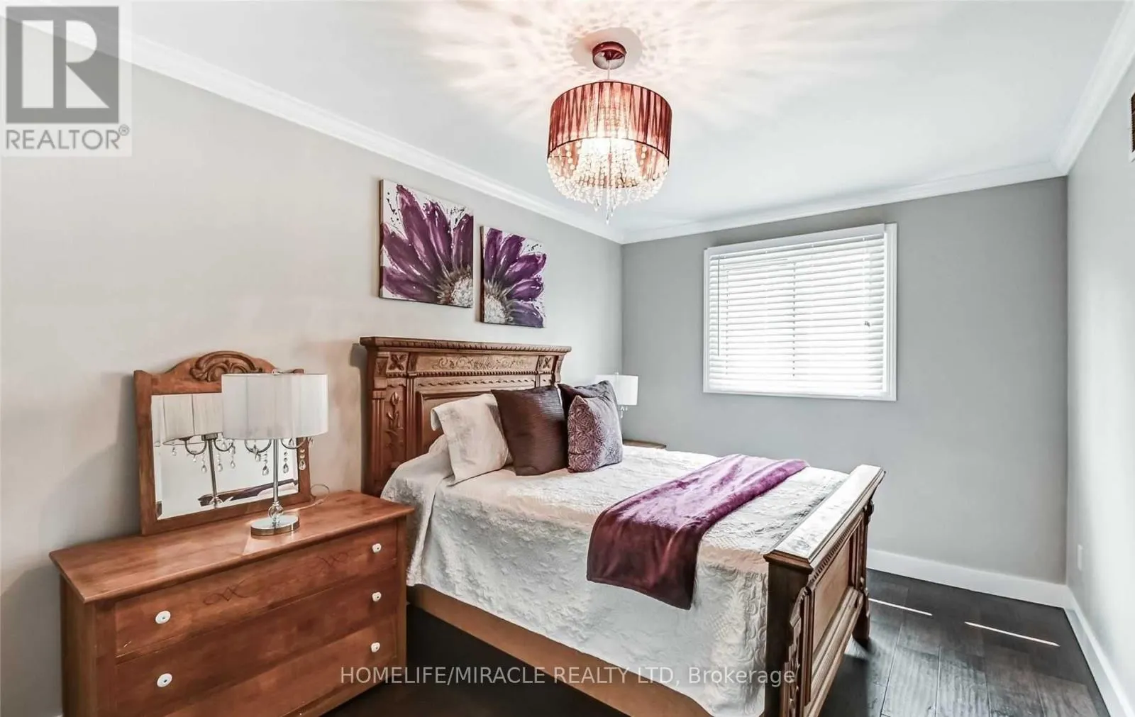 37 - 6855 GLEN ERIN DRIVE