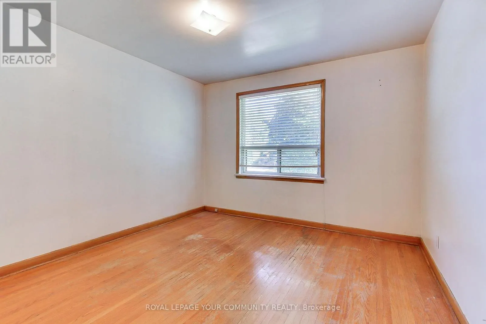 79 SUN ROW DRIVE