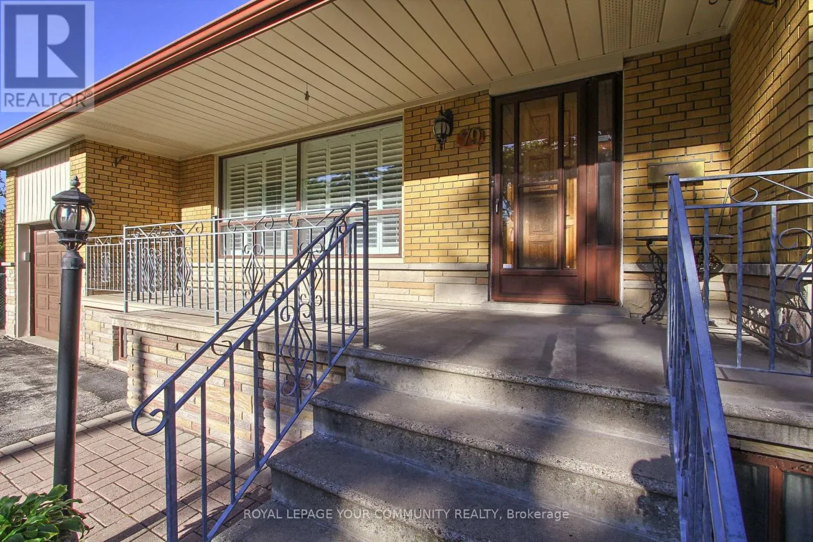 79 SUN ROW DRIVE