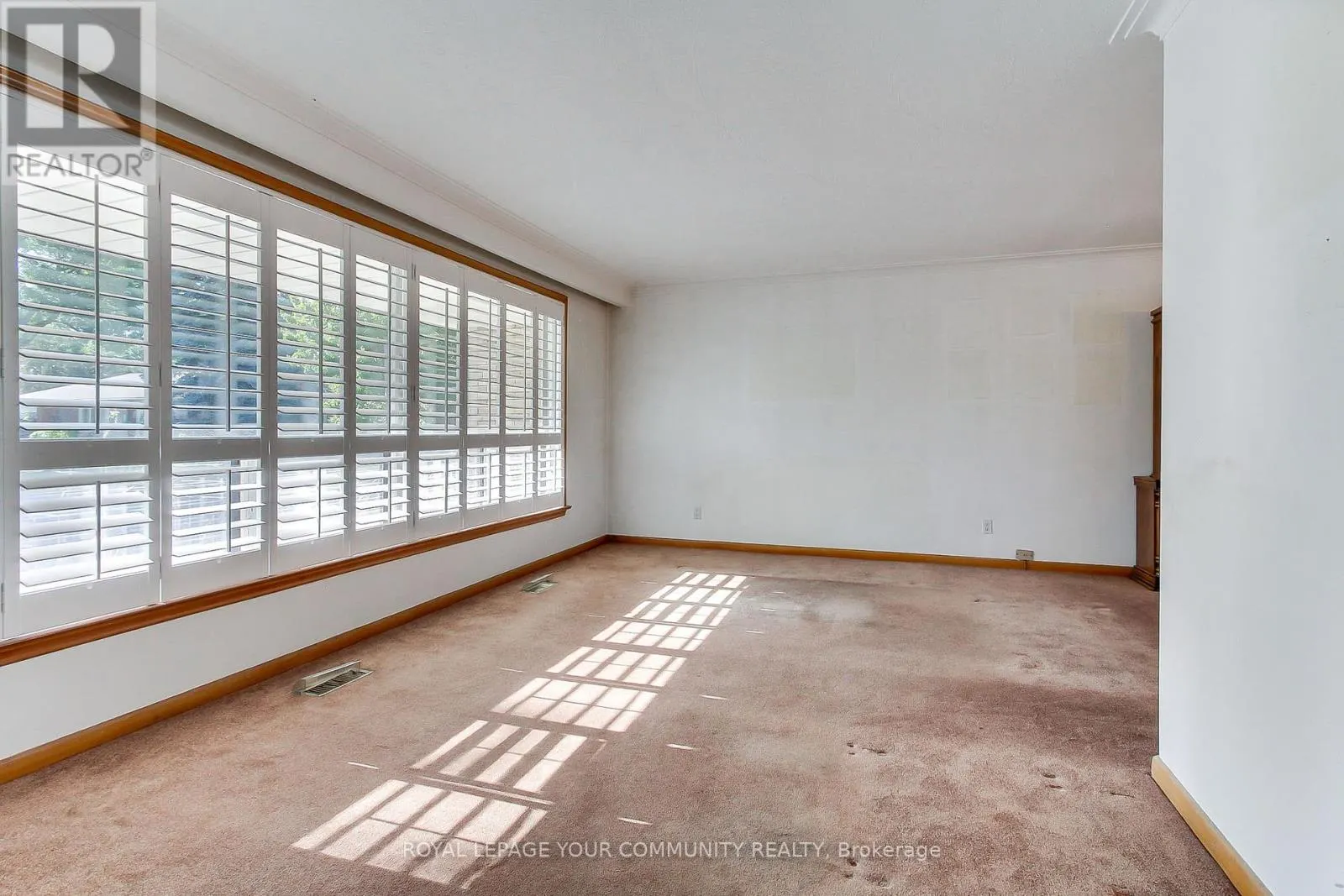 79 SUN ROW DRIVE