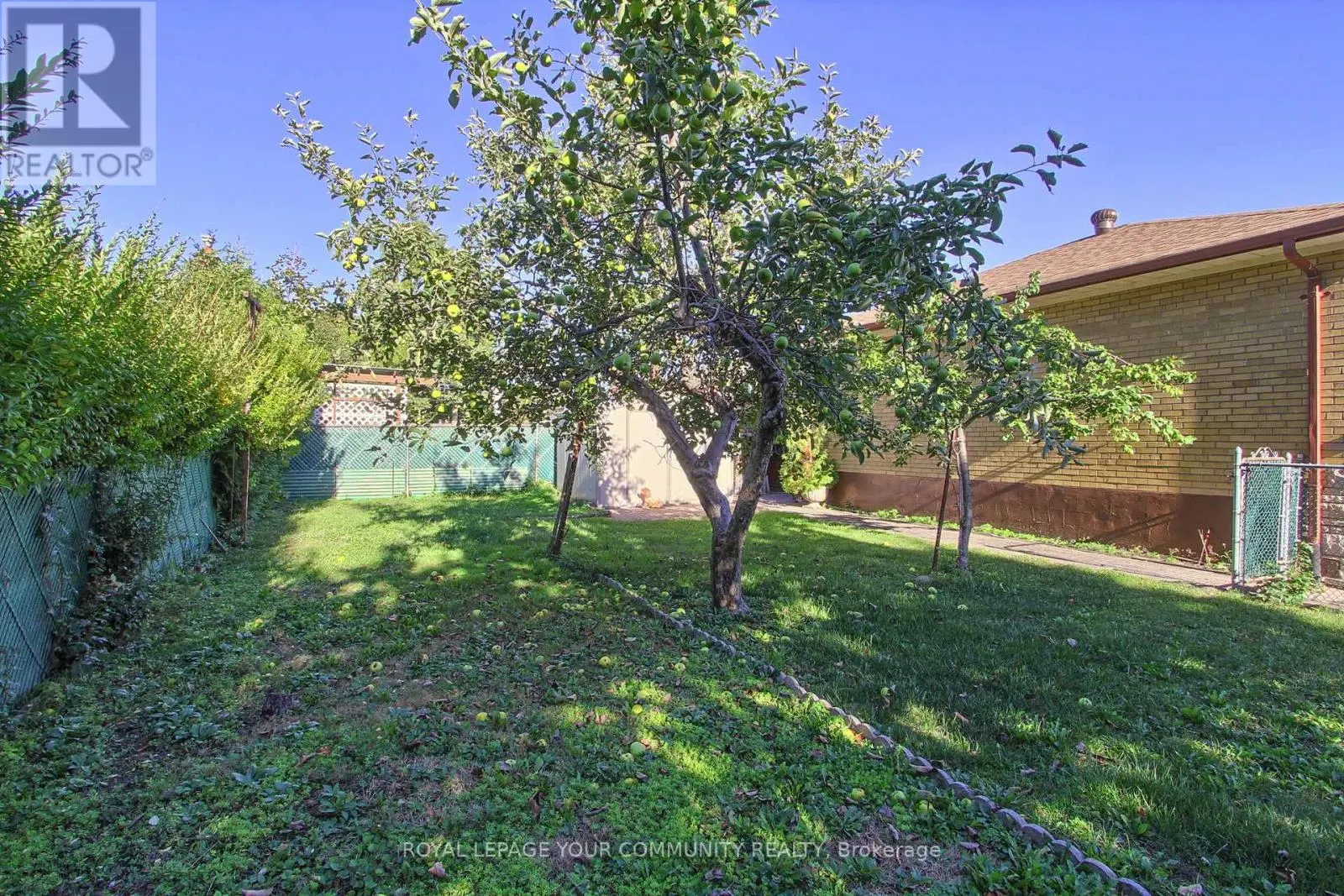 79 SUN ROW DRIVE