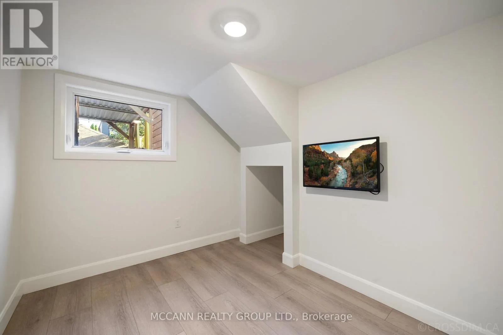 217 PEARSON AVENUE