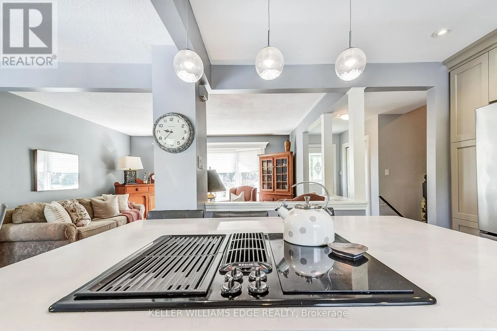 5203 BROUGHTON CRESCENT