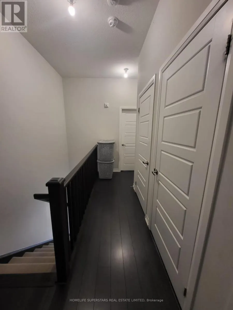 1200 MAIN STREET E