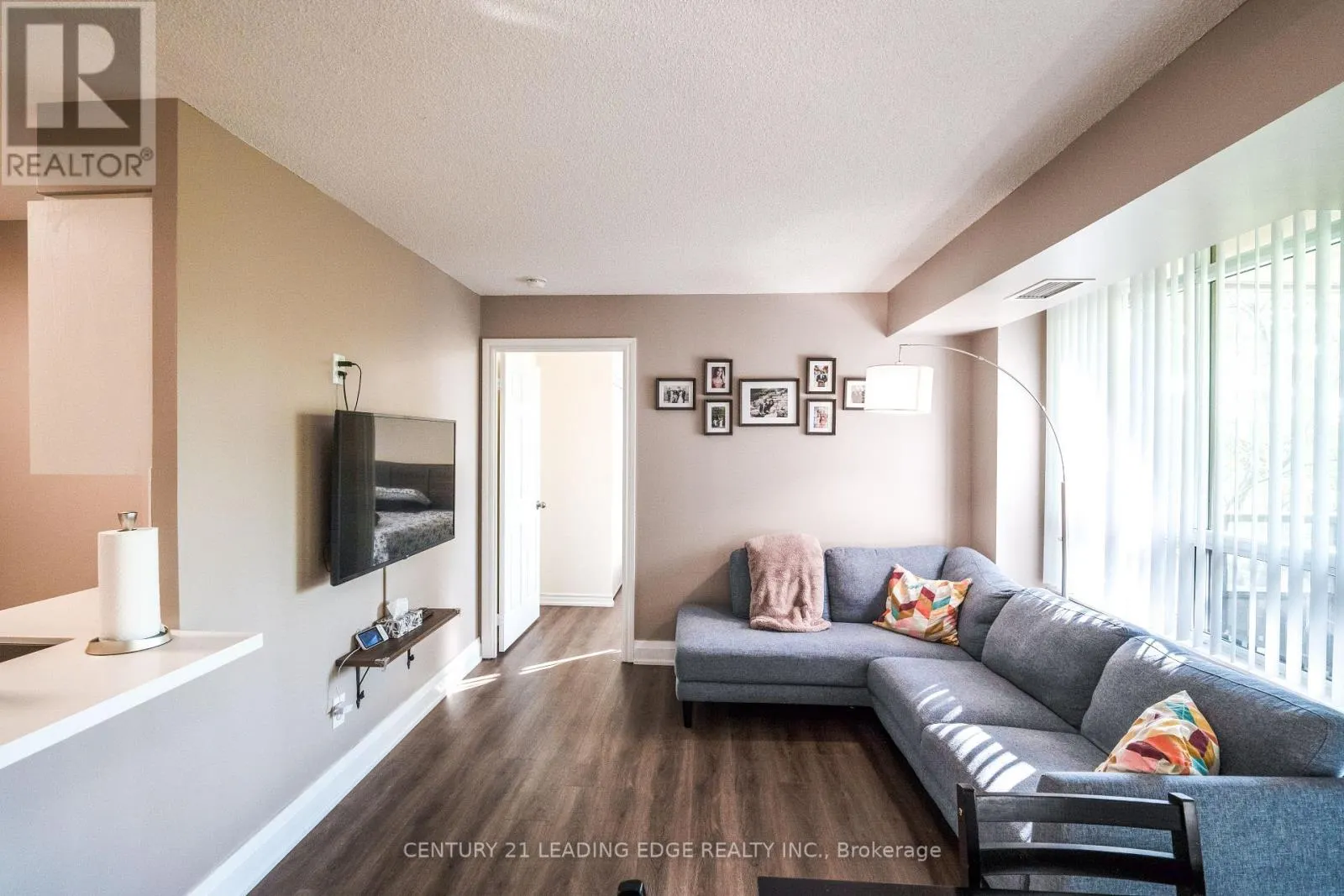 219 - 700 HUMBERWOOD BOULEVARD