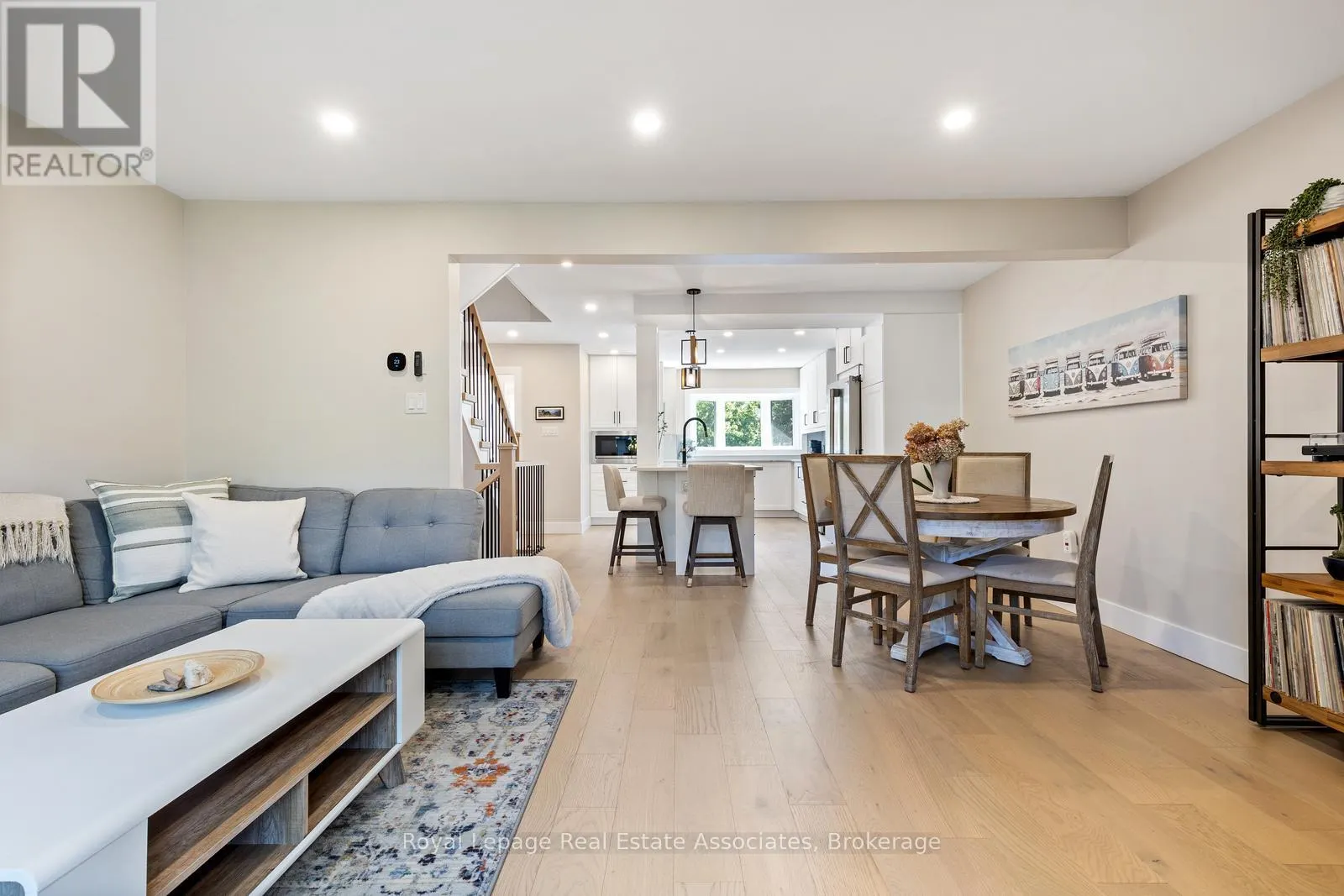 20 - 1020 WALDEN CIRCLE