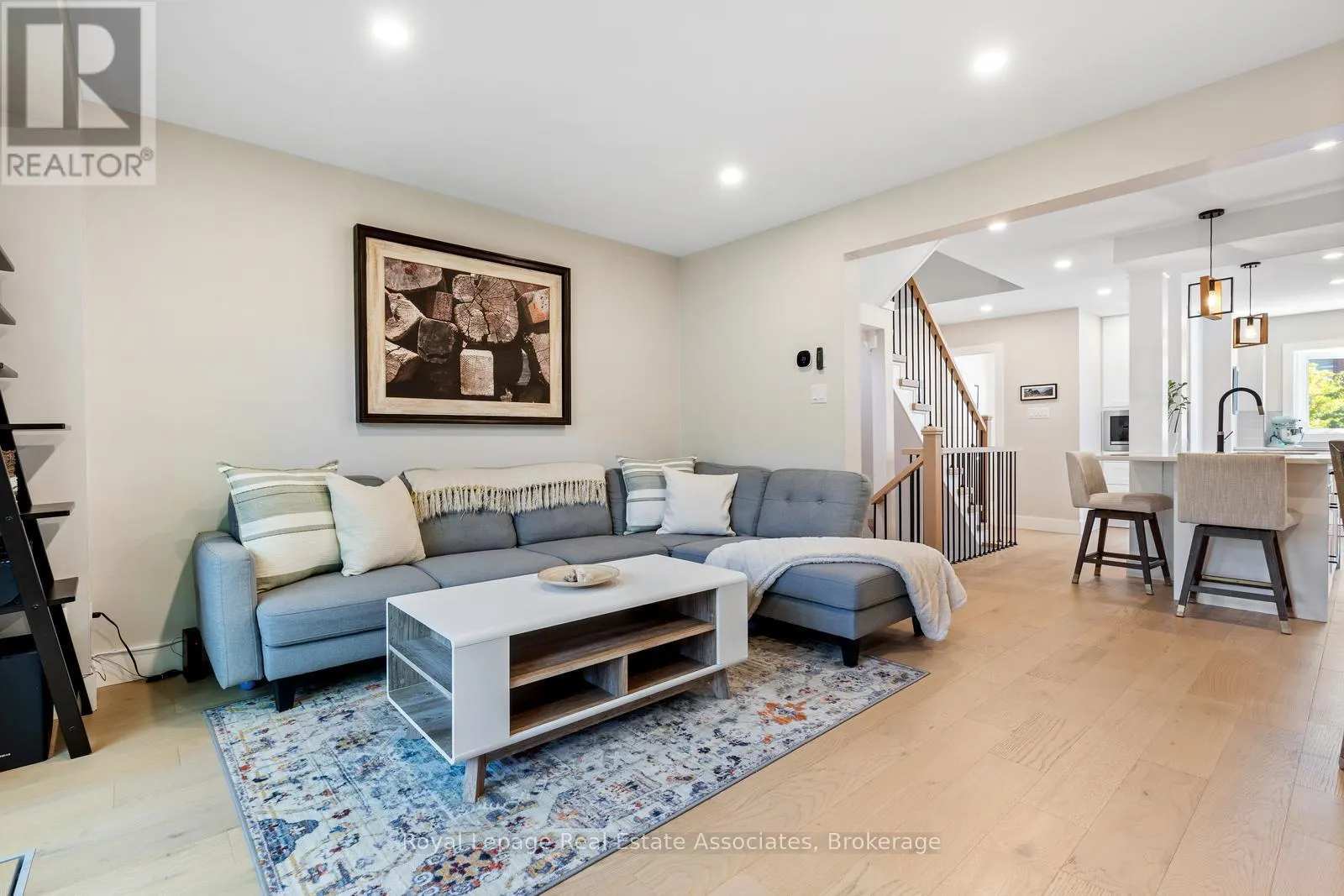 20 - 1020 WALDEN CIRCLE