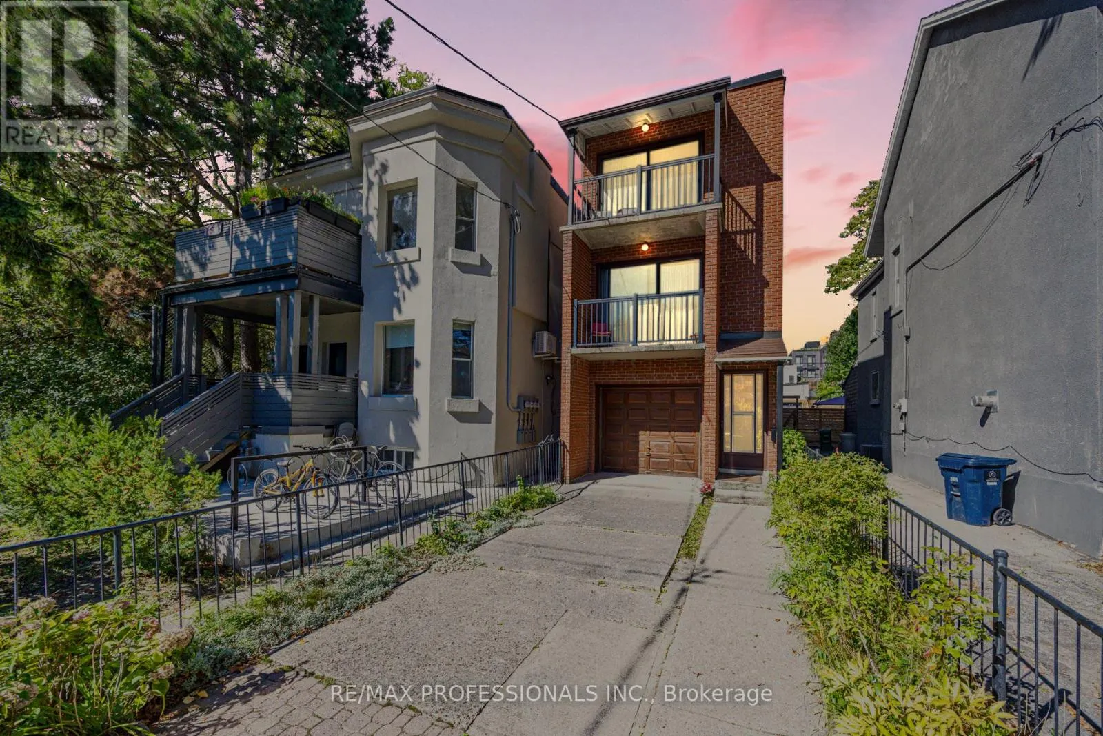 54 WRIGHT AVENUE