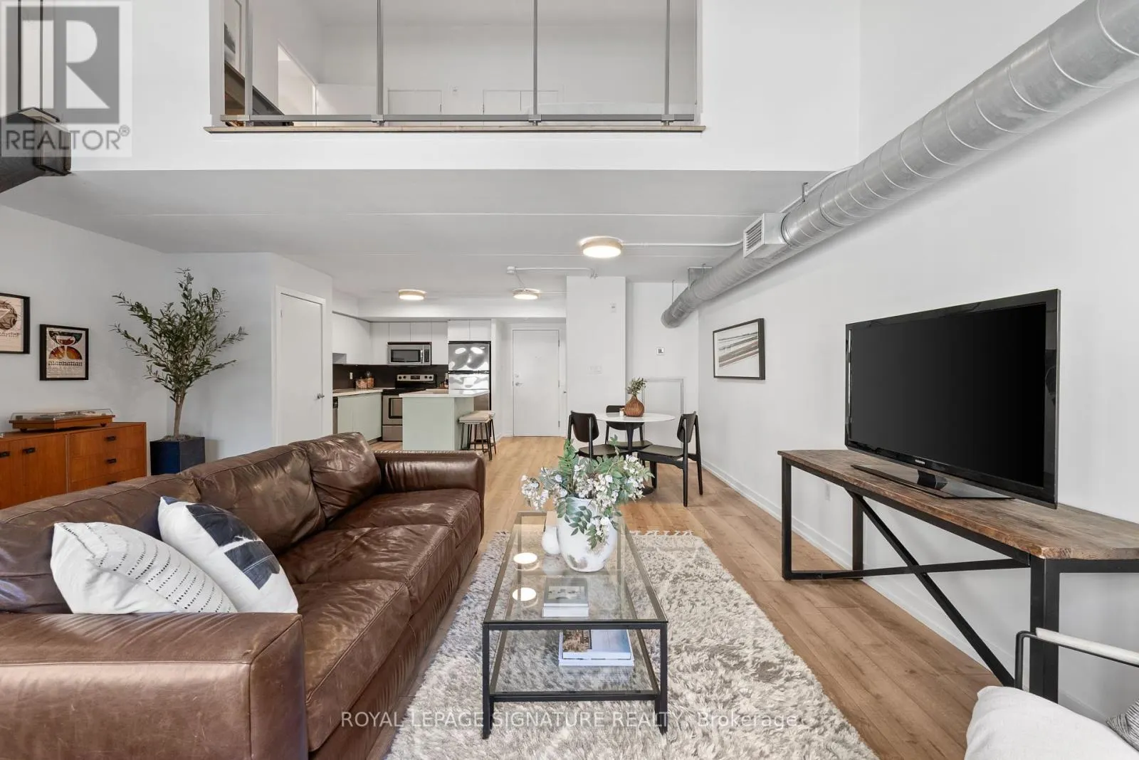 336 - 1100 LANSDOWNE AVENUE