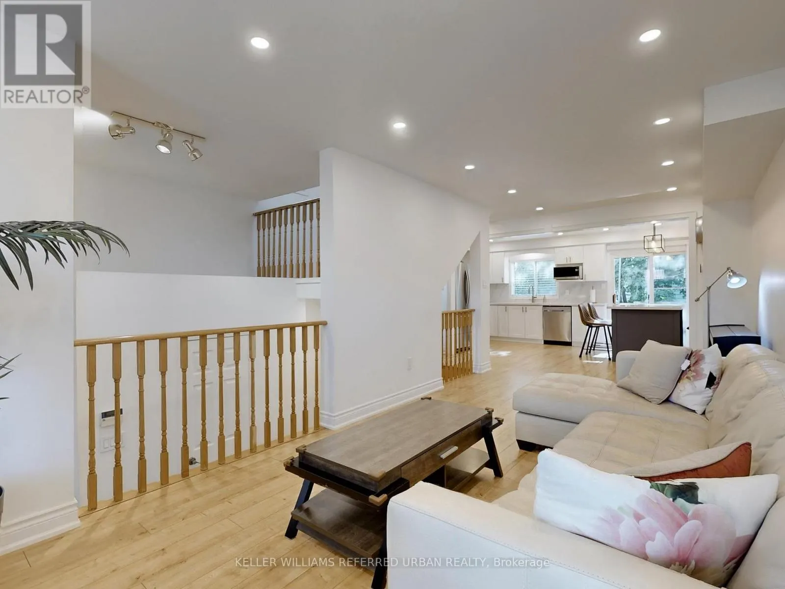 50 - 1480 BRITANNIA ROAD W
