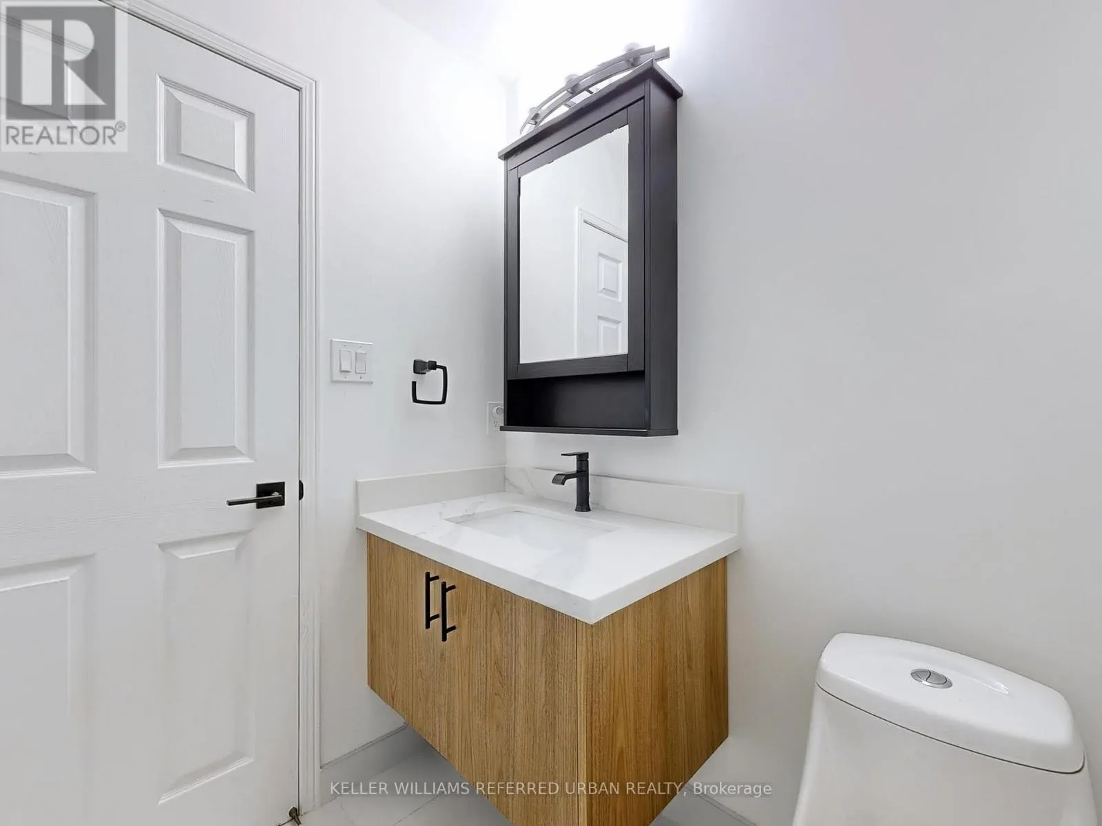 50 - 1480 BRITANNIA ROAD W
