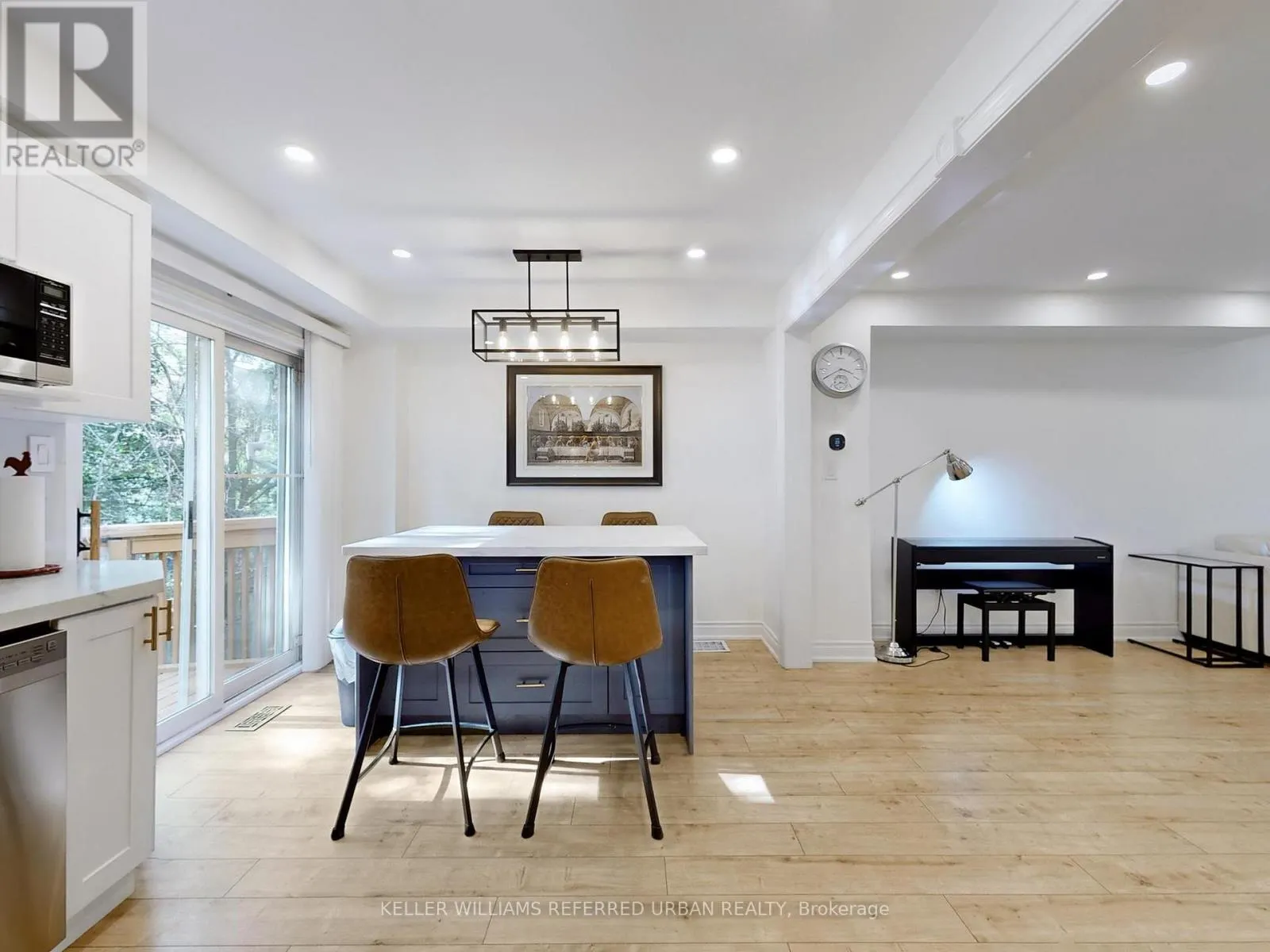50 - 1480 BRITANNIA ROAD W