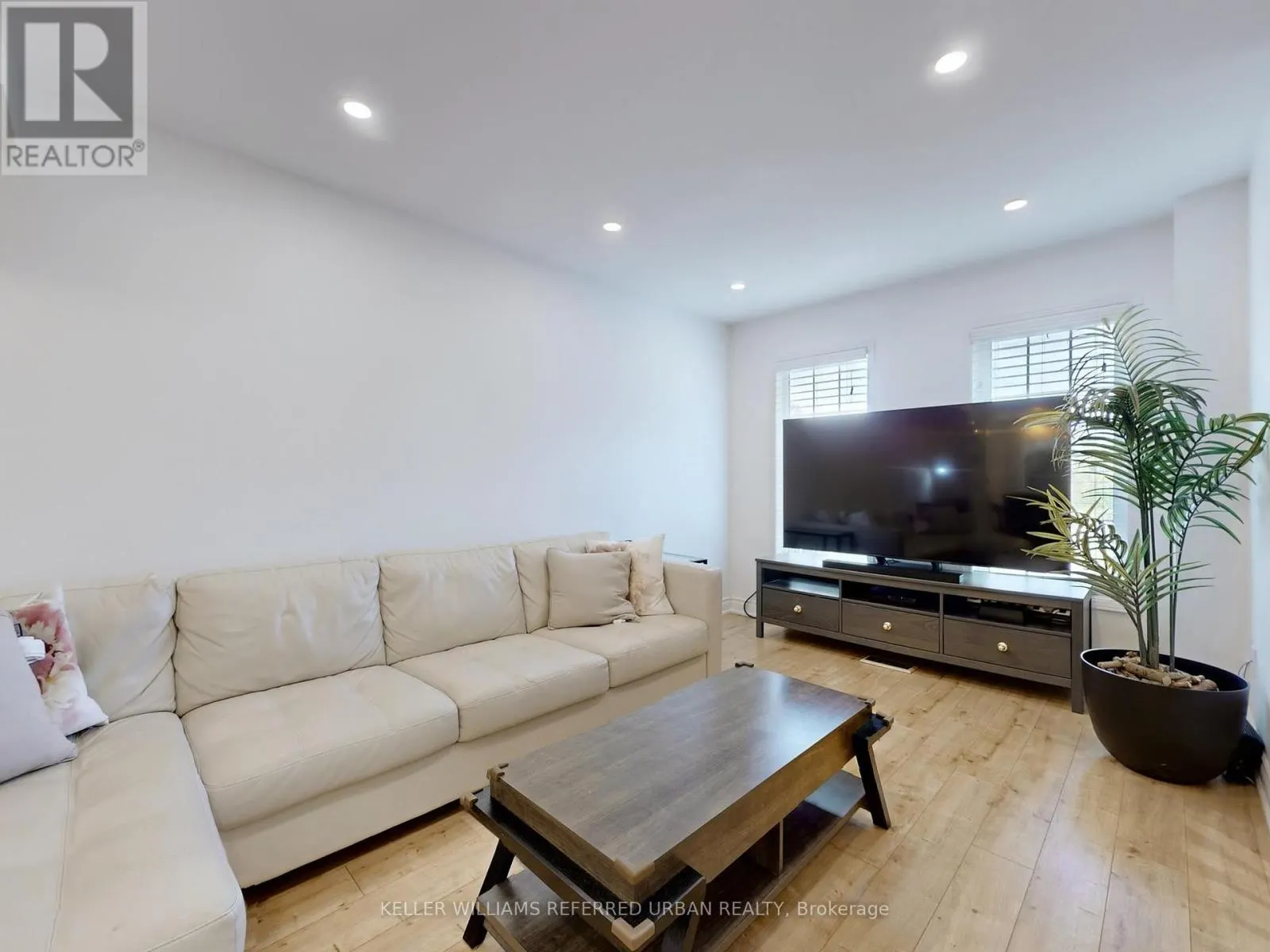 50 - 1480 BRITANNIA ROAD W