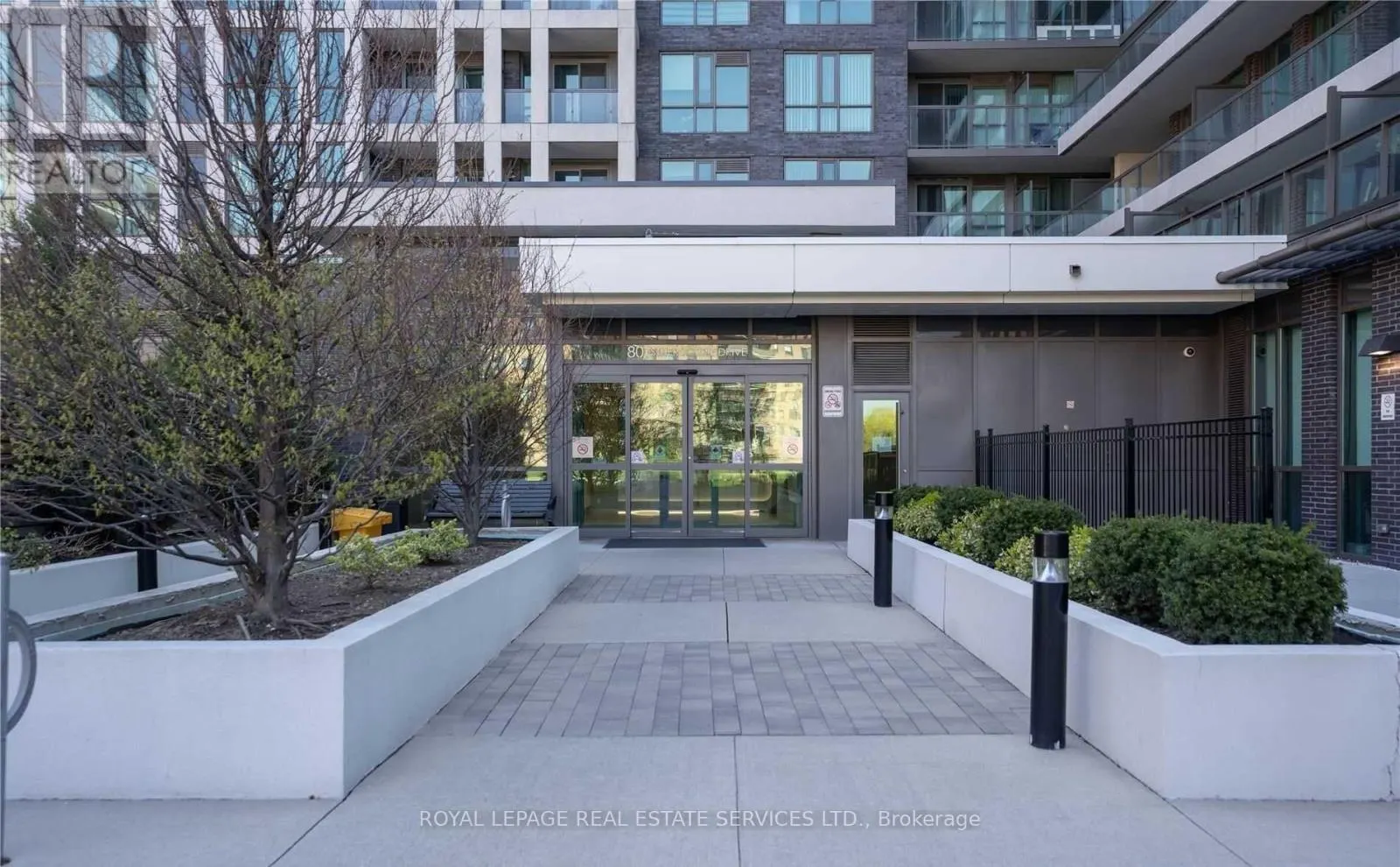 717 - 80 ESTHER LORRIE DRIVE